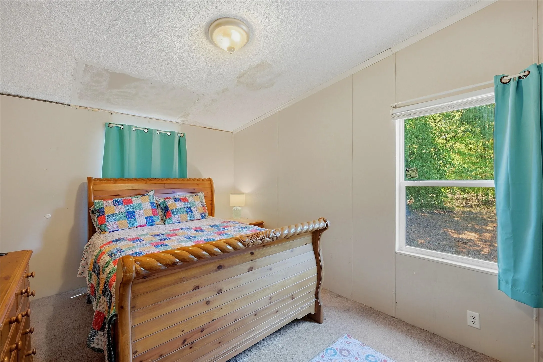 Mobile Home For Sale in Cooke County , 3539 County Road 265, Collinsville, Texas 76233, 4 Bedroom, 3 Bathroom, Garage spaces, 1,920 Sqft, built in 2010, mls#21394452, Real Estate Agent in Collinsville, Homes For Sale in Cooke county, Homes For Sale in Collinsville, Realtor in Collinsville Texas, Real Estate Brokerage Independent Realty Texas, Luminita Cordes Realtor