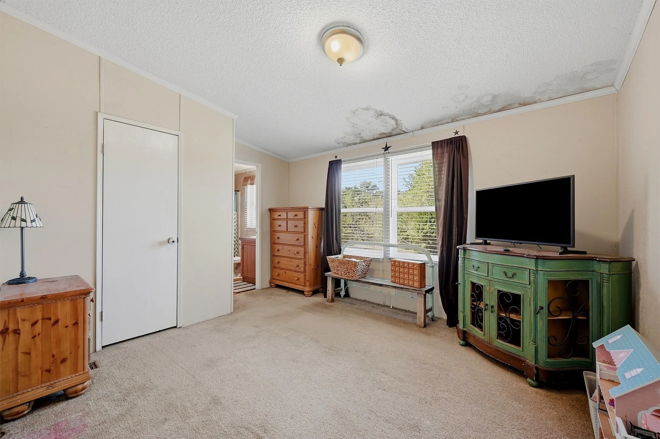 Mobile Home For Sale in Cooke County , 3539 County Road 265, Collinsville, Texas 76233, 4 Bedroom, 3 Bathroom, Garage spaces, 1,920 Sqft, built in 2010, mls#21394452, Real Estate Agent in Collinsville, Homes For Sale in Cooke county, Homes For Sale in Collinsville, Realtor in Collinsville Texas, Real Estate Brokerage Independent Realty Texas, Luminita Cordes Realtor