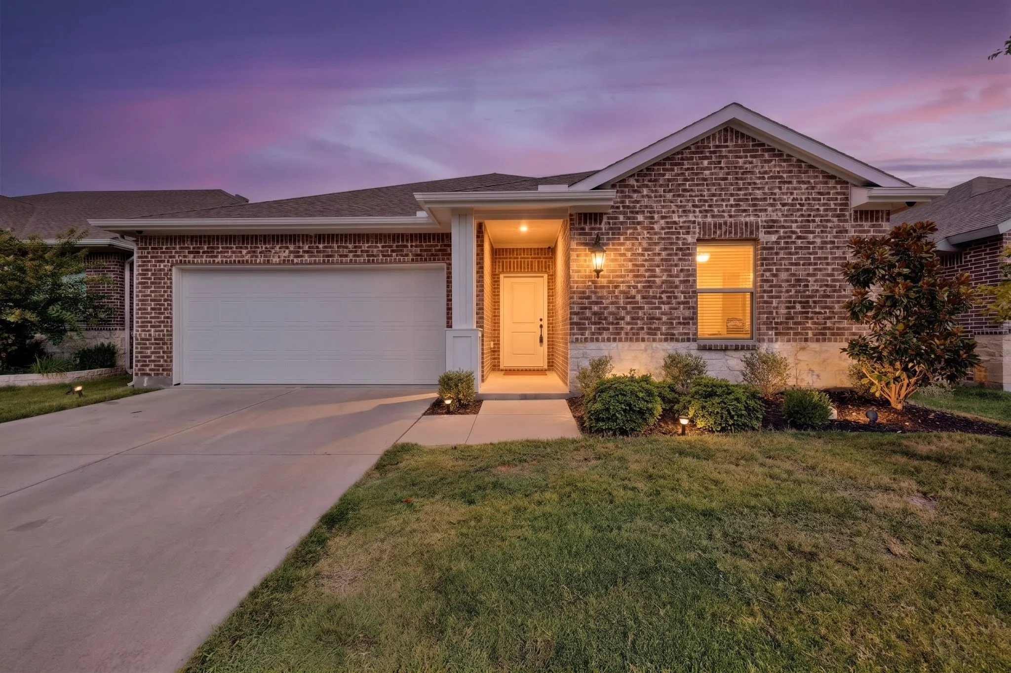 Single Family Residence For Sale in Dallas County , 2525 Tahoe Drive, Seagoville, Texas 75159, 4 Bedroom, 2 Bathroom, 2 Garage spaces, 1,810 Sqft, built in 2023, mls#21394501, Real Estate Agent in Seagoville, Homes For Sale in Dallas county, Homes For Sale in Seagoville, Realtor in Seagoville Texas, Real Estate Brokerage Independent Realty Texas, Luminita Cordes Realtor