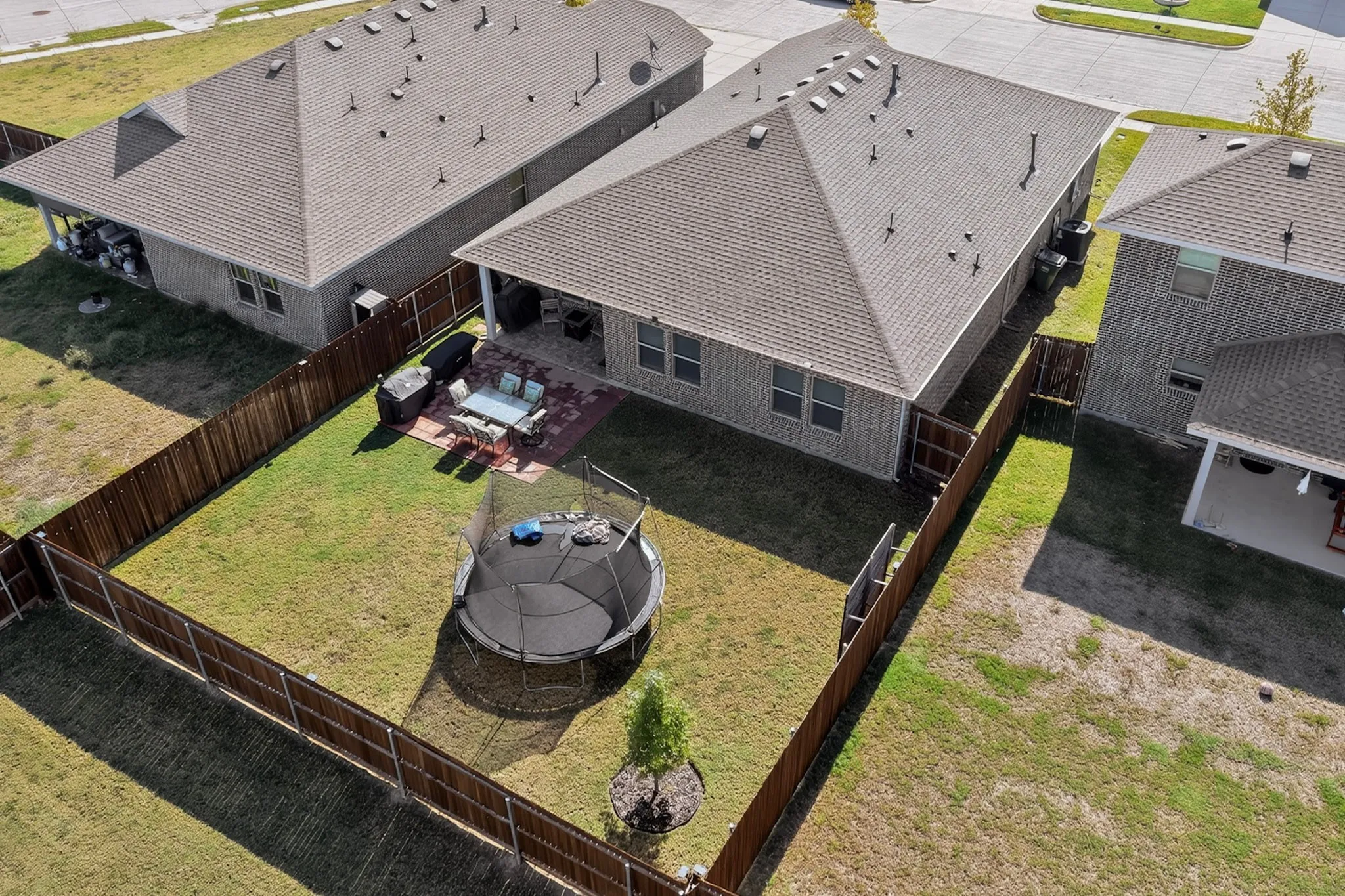 Single Family Residence For Sale in Dallas County , 2525 Tahoe Drive, Seagoville, Texas 75159, 4 Bedroom, 2 Bathroom, 2 Garage spaces, 1,810 Sqft, built in 2023, mls#21394501, Real Estate Agent in Seagoville, Homes For Sale in Dallas county, Homes For Sale in Seagoville, Realtor in Seagoville Texas, Real Estate Brokerage Independent Realty Texas, Luminita Cordes Realtor