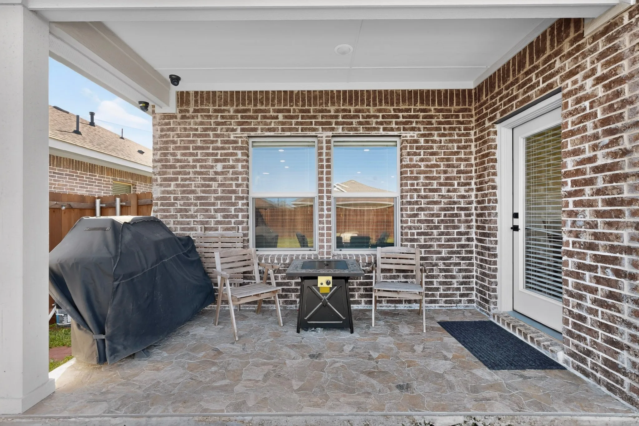 Single Family Residence For Sale in Dallas County , 2525 Tahoe Drive, Seagoville, Texas 75159, 4 Bedroom, 2 Bathroom, 2 Garage spaces, 1,810 Sqft, built in 2023, mls#21394501, Real Estate Agent in Seagoville, Homes For Sale in Dallas county, Homes For Sale in Seagoville, Realtor in Seagoville Texas, Real Estate Brokerage Independent Realty Texas, Luminita Cordes Realtor