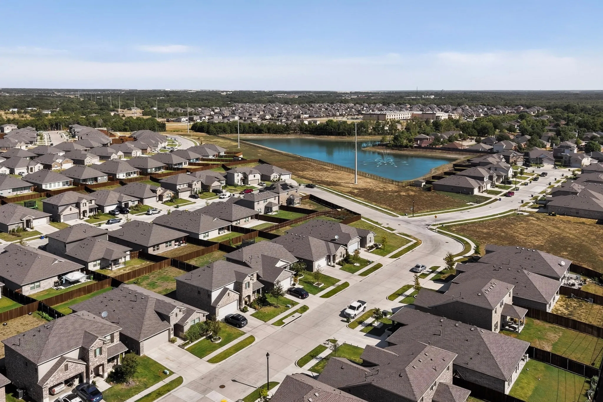 Single Family Residence For Sale in Dallas County , 2525 Tahoe Drive, Seagoville, Texas 75159, 4 Bedroom, 2 Bathroom, 2 Garage spaces, 1,810 Sqft, built in 2023, mls#21394501, Real Estate Agent in Seagoville, Homes For Sale in Dallas county, Homes For Sale in Seagoville, Realtor in Seagoville Texas, Real Estate Brokerage Independent Realty Texas, Luminita Cordes Realtor