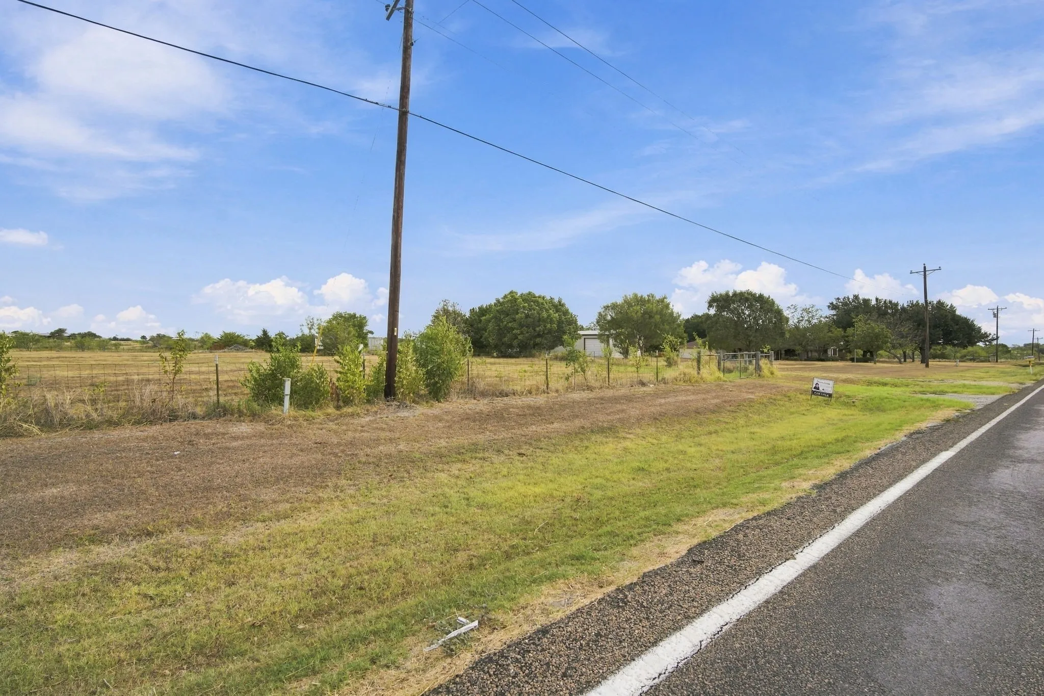 Unimproved Land For Sale in Ellis County , 0000 FM 1181 Road, Ennis, Texas 75119, 0, 0, Garage spaces, 0 Sqft, built in 0, mls#21389880, Real Estate Agent in Ennis, Homes For Sale in Ellis county, Homes For Sale in Ennis, Realtor in Ennis Texas, Real Estate Brokerage Independent Realty Texas, Luminita Cordes Realtor