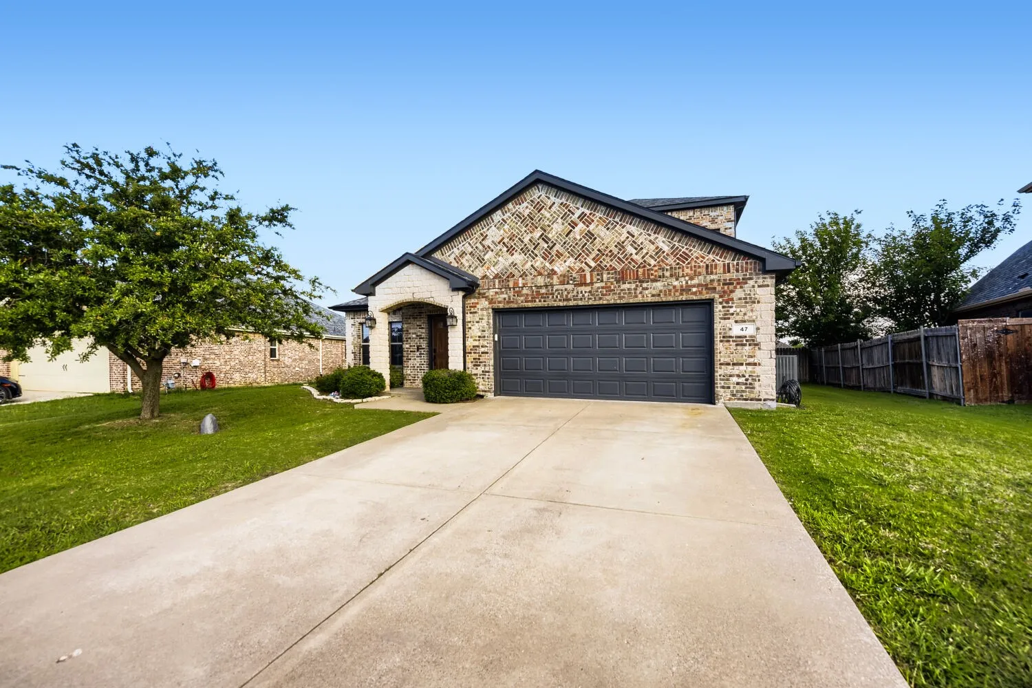 Single Family Residence For Rent in Denton County , 47 Kramer Lane, Sanger, Texas 76266, 4 Bedroom, 3 Bathroom, 2 Garage spaces, 2,468 Sqft, built in 2007, mls#21394540, Real Estate Agent in Sanger, Homes For Rent in Denton county, Homes For Rent in Sanger, Realtor in Sanger Texas, Real Estate Brokerage Independent Realty Texas, Luminita Cordes Realtor