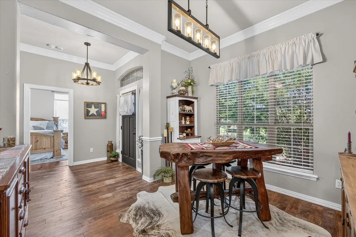 Single Family Residence For Sale in Parker County , 152 Savannah Drive, Weatherford, Texas 76087, 3 Bedroom, 2 Bathroom, 2 Garage spaces, 1,721 Sqft, built in 2004, mls#21394020, Real Estate Agent in Weatherford, Homes For Sale in Parker county, Homes For Sale in Weatherford, Realtor in Weatherford Texas, Real Estate Brokerage Independent Realty Texas, Luminita Cordes Realtor