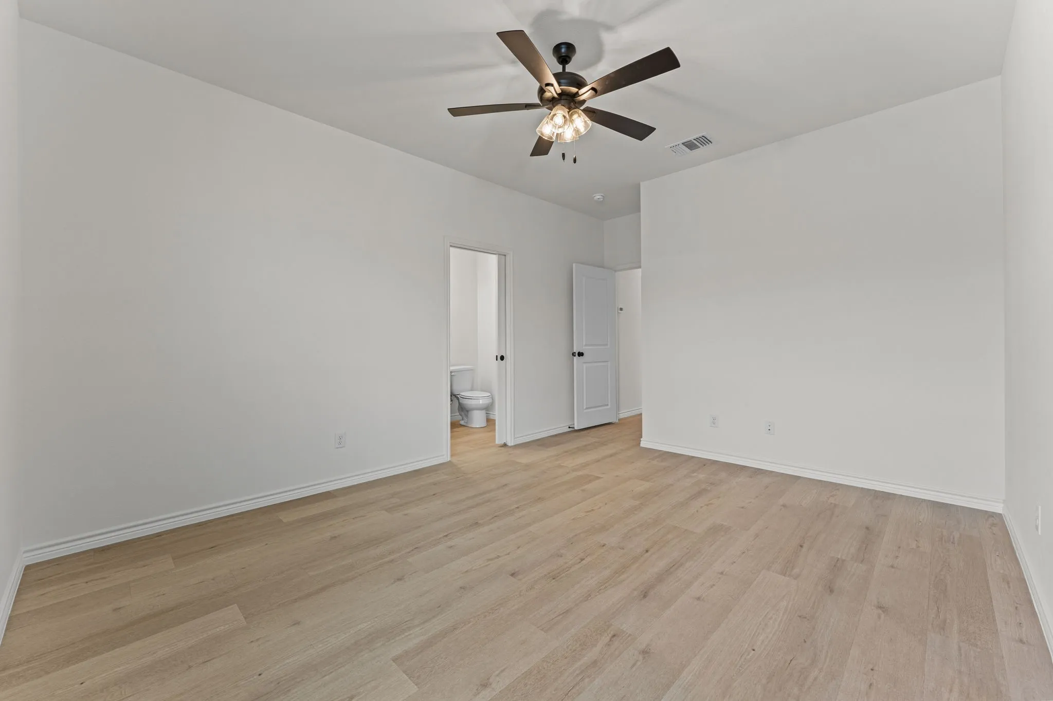 Duplex For Sale in Bell County , 206 Dolphin Drive, Temple, Texas 76501, 6 Bedroom, 4 Bathroom, 2 Garage spaces, 0 Sqft, built in 2026, mls#21394542, Real Estate Agent in Temple, Homes For Sale in Bell county, Homes For Sale in Temple, Realtor in Temple Texas, Real Estate Brokerage Independent Realty Texas, Luminita Cordes Realtor