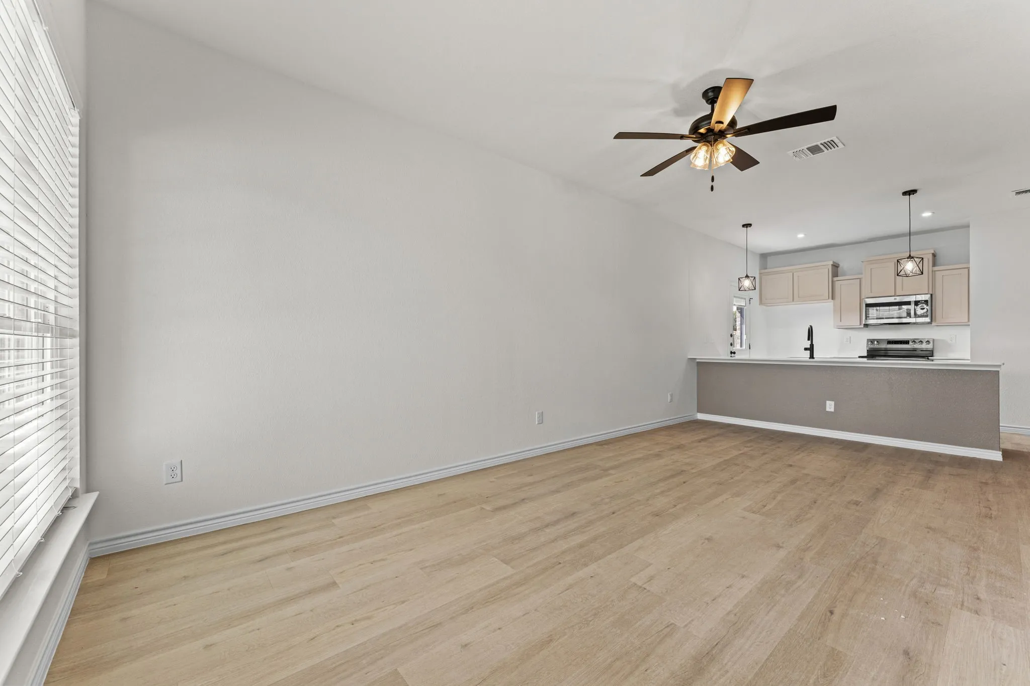 Duplex For Sale in Bell County , 206 Dolphin Drive, Temple, Texas 76501, 6 Bedroom, 4 Bathroom, 2 Garage spaces, 0 Sqft, built in 2026, mls#21394542, Real Estate Agent in Temple, Homes For Sale in Bell county, Homes For Sale in Temple, Realtor in Temple Texas, Real Estate Brokerage Independent Realty Texas, Luminita Cordes Realtor
