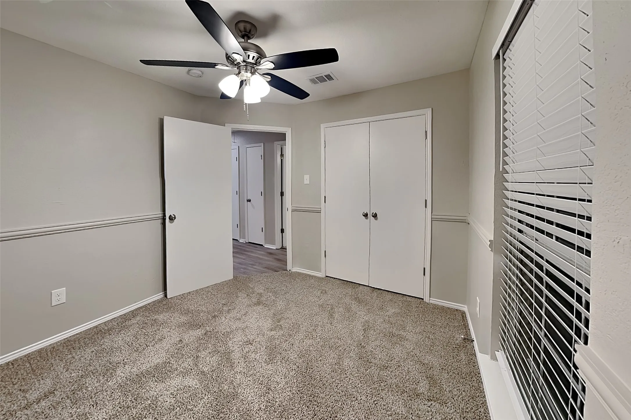 Single Family Residence For Rent in Dallas County , 7410 Airline Drive, Rowlett, Texas 75089, 3 Bedroom, 2 Bathroom, 2 Garage spaces, 1,444 Sqft, built in 1998, mls#21394548, Real Estate Agent in Rowlett, Homes For Rent in Dallas county, Homes For Rent in Rowlett, Realtor in Rowlett Texas, Real Estate Brokerage Independent Realty Texas, Luminita Cordes Realtor