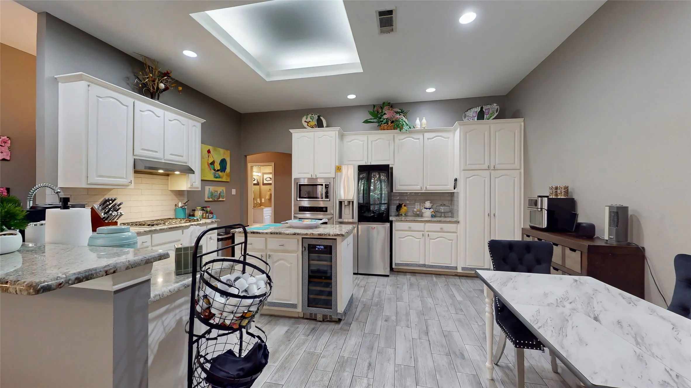 Single Family Residence For Sale in Tarrant County , 5829 Echo Bluff Drive, Haltom City, Texas 76137, 4 Bedroom, 3 Bathroom, 2 Garage spaces, 2,308 Sqft, built in 1996, mls#21393365, Real Estate Agent in Haltom City, Homes For Sale in Tarrant county, Homes For Sale in Haltom City, Realtor in Haltom City Texas, Real Estate Brokerage Independent Realty Texas, Luminita Cordes Realtor