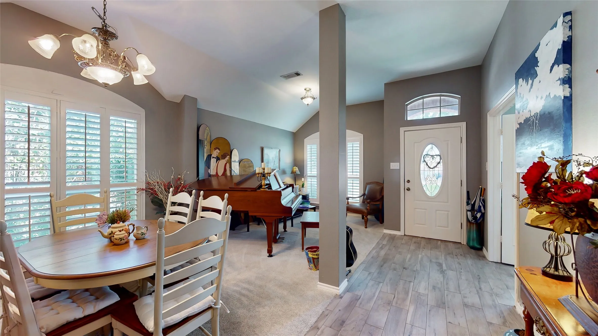 Single Family Residence For Sale in Tarrant County , 5829 Echo Bluff Drive, Haltom City, Texas 76137, 4 Bedroom, 3 Bathroom, 2 Garage spaces, 2,308 Sqft, built in 1996, mls#21393365, Real Estate Agent in Haltom City, Homes For Sale in Tarrant county, Homes For Sale in Haltom City, Realtor in Haltom City Texas, Real Estate Brokerage Independent Realty Texas, Luminita Cordes Realtor