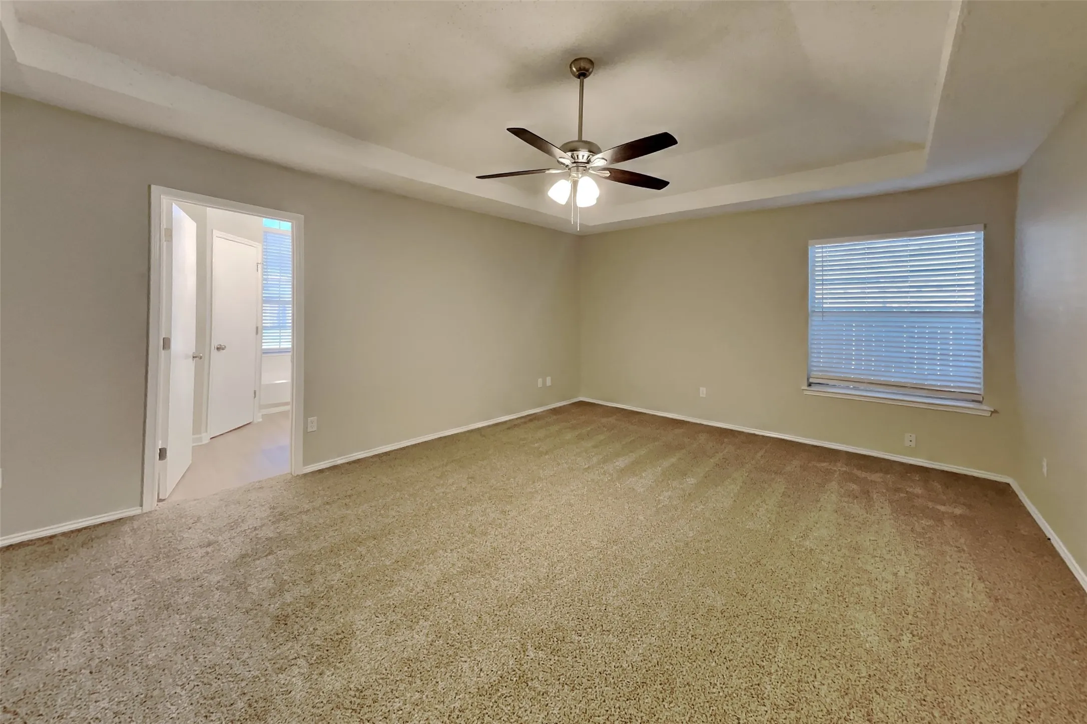Single Family Residence For Rent in Tarrant County , 5515 Royal Meadow Lane, Arlington, Texas 76017, 3 Bedroom, 2 Bathroom, 2 Garage spaces, 2,146 Sqft, built in 1993, mls#21394554, Real Estate Agent in Arlington, Homes For Rent in Tarrant county, Homes For Rent in Arlington, Realtor in Arlington Texas, Real Estate Brokerage Independent Realty Texas, Luminita Cordes Realtor