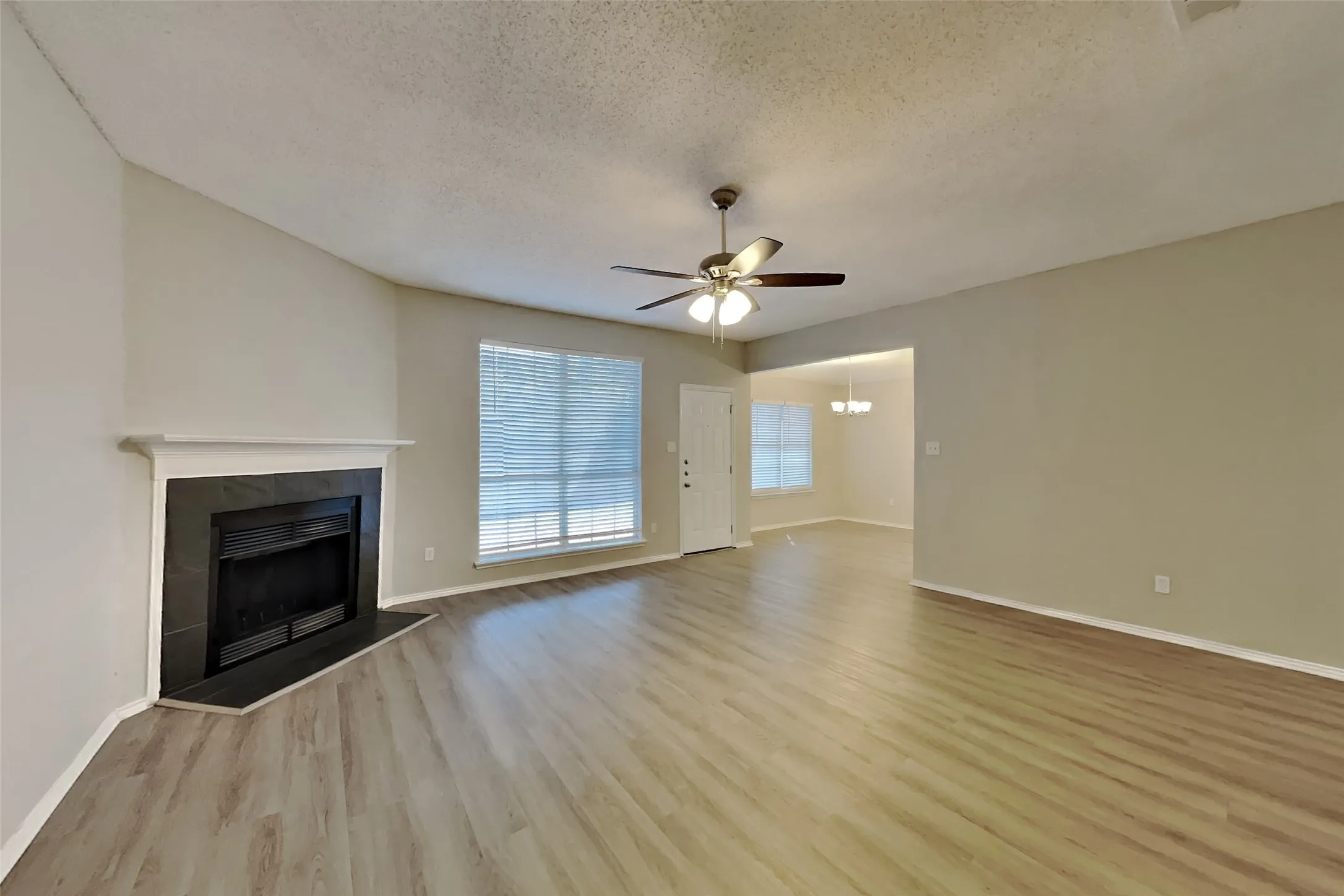 Single Family Residence For Rent in Tarrant County , 5515 Royal Meadow Lane, Arlington, Texas 76017, 3 Bedroom, 2 Bathroom, 2 Garage spaces, 2,146 Sqft, built in 1993, mls#21394554, Real Estate Agent in Arlington, Homes For Rent in Tarrant county, Homes For Rent in Arlington, Realtor in Arlington Texas, Real Estate Brokerage Independent Realty Texas, Luminita Cordes Realtor