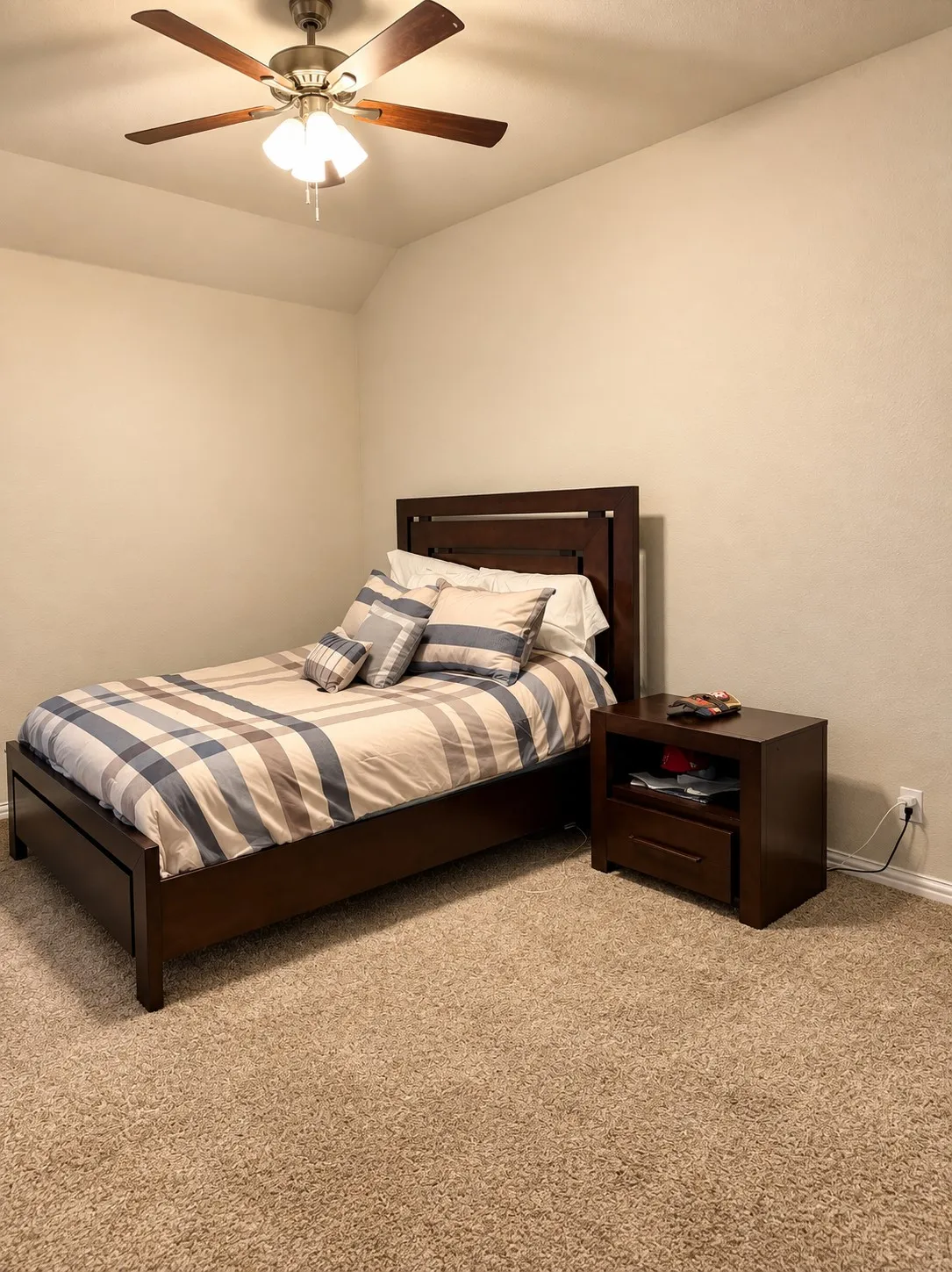 Single Family Residence For Sale in Denton County , 13539 Metz Road, Sanger, Texas 76266, 4 Bedroom, 3 Bathroom, 3 Garage spaces, 2,548 Sqft, built in 2021, mls#21392555, Real Estate Agent in Sanger, Homes For Sale in Denton county, Homes For Sale in Sanger, Realtor in Sanger Texas, Real Estate Brokerage Independent Realty Texas, Luminita Cordes Realtor