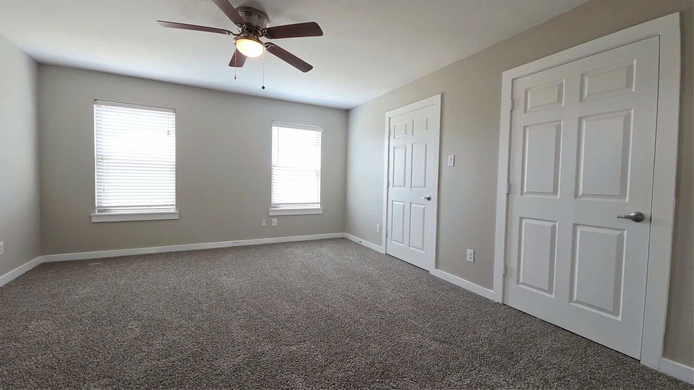 Duplex For Rent in Grayson County , 523 Wood Drive, Gunter, Texas 75058, 3 Bedroom, 2 Bathroom, 1 Garage spaces, 1,293 Sqft, built in 2017, mls#21394552, Real Estate Agent in Gunter, Homes For Rent in Grayson county, Homes For Rent in Gunter, Realtor in Gunter Texas, Real Estate Brokerage Independent Realty Texas, Luminita Cordes Realtor