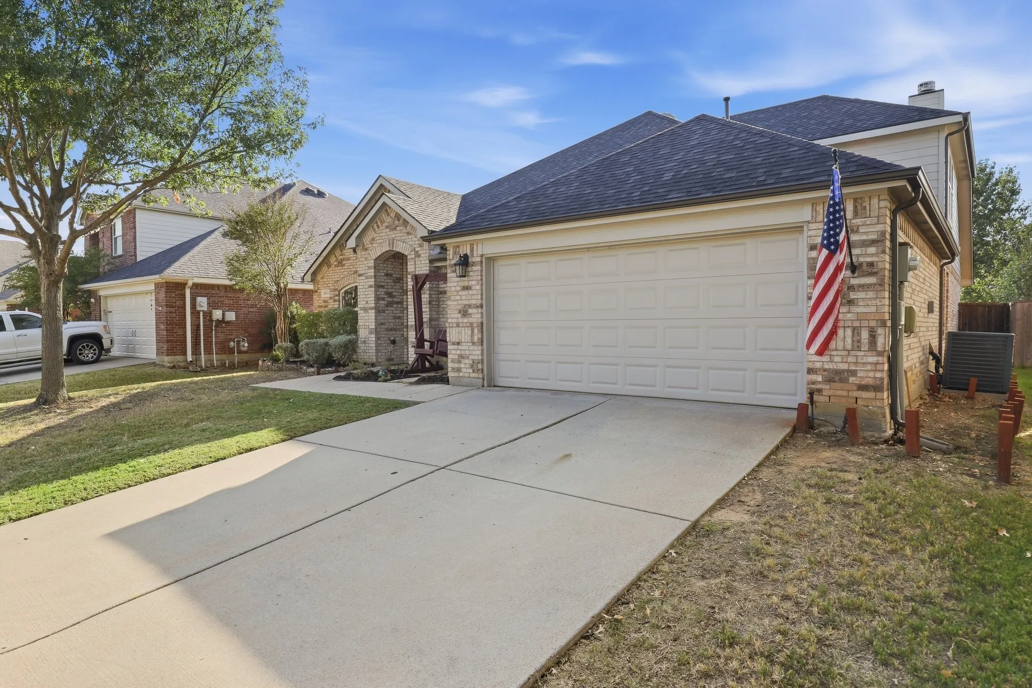 Single Family Residence For Sale in Tarrant County , 12113 Vienna Apple Road, Fort Worth, Texas 76244, 4 Bedroom, 2 Bathroom, 2 Garage spaces, 2,501 Sqft, built in 2003, mls#21393394, Real Estate Agent in Fort Worth, Homes For Sale in Tarrant county, Homes For Sale in Fort Worth, Realtor in Fort Worth Texas, Real Estate Brokerage Independent Realty Texas, Luminita Cordes Realtor