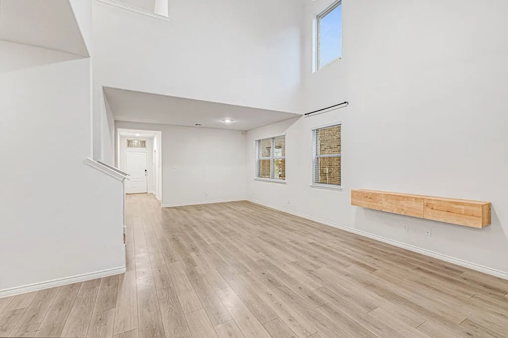 Single Family Residence For Sale in Collin County , 1508 Saratoga Avenue, Celina, Texas 75009, 4 Bedroom, 3 Bathroom, 2 Garage spaces, 2,288 Sqft, built in 2021, mls#21393405, Real Estate Agent in Celina, Homes For Sale in Collin county, Homes For Sale in Celina, Realtor in Celina Texas, Real Estate Brokerage Independent Realty Texas, Luminita Cordes Realtor