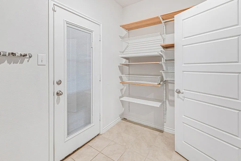 Single Family Residence For Sale in Collin County , 1508 Saratoga Avenue, Celina, Texas 75009, 4 Bedroom, 3 Bathroom, 2 Garage spaces, 2,288 Sqft, built in 2021, mls#21393405, Real Estate Agent in Celina, Homes For Sale in Collin county, Homes For Sale in Celina, Realtor in Celina Texas, Real Estate Brokerage Independent Realty Texas, Luminita Cordes Realtor