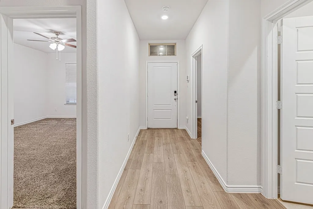 Single Family Residence For Sale in Collin County , 1508 Saratoga Avenue, Celina, Texas 75009, 4 Bedroom, 3 Bathroom, 2 Garage spaces, 2,288 Sqft, built in 2021, mls#21393405, Real Estate Agent in Celina, Homes For Sale in Collin county, Homes For Sale in Celina, Realtor in Celina Texas, Real Estate Brokerage Independent Realty Texas, Luminita Cordes Realtor