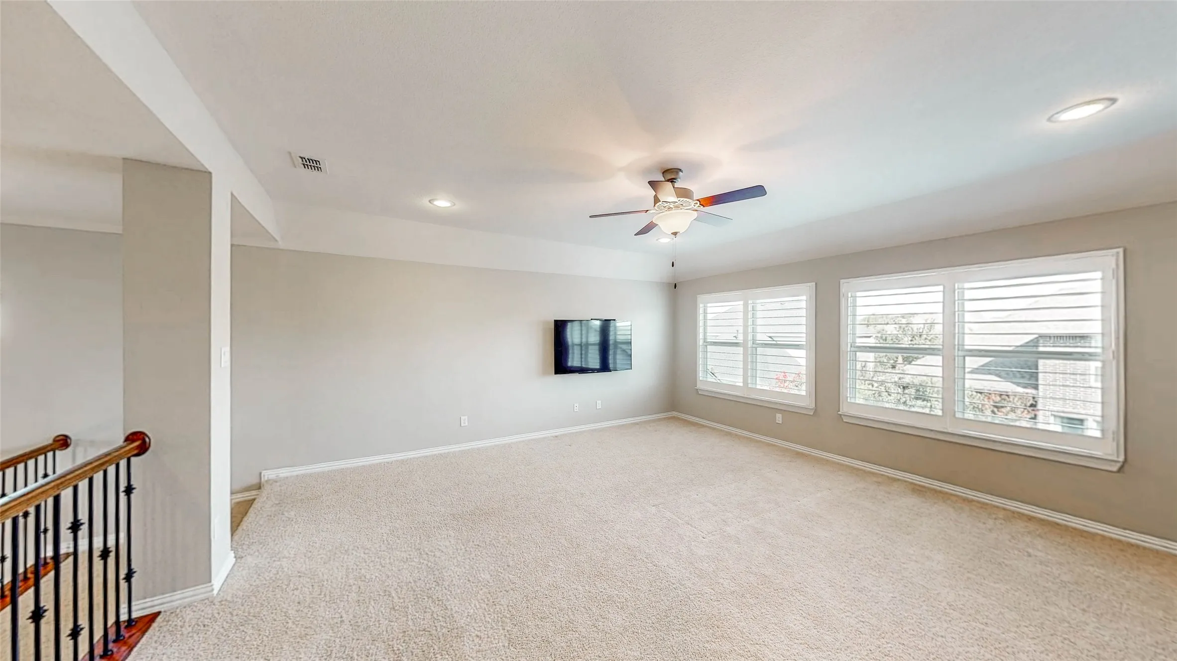 Single Family Residence For Sale in Denton County , 2883 Redfern Drive, Trophy Club, Texas 76262, 5 Bedroom, 5 Bathroom, 3 Garage spaces, 4,238 Sqft, built in 2015, mls#21394535, Real Estate Agent in Trophy Club, Homes For Sale in Denton county, Homes For Sale in Trophy Club, Realtor in Trophy Club Texas, Real Estate Brokerage Independent Realty Texas, Luminita Cordes Realtor