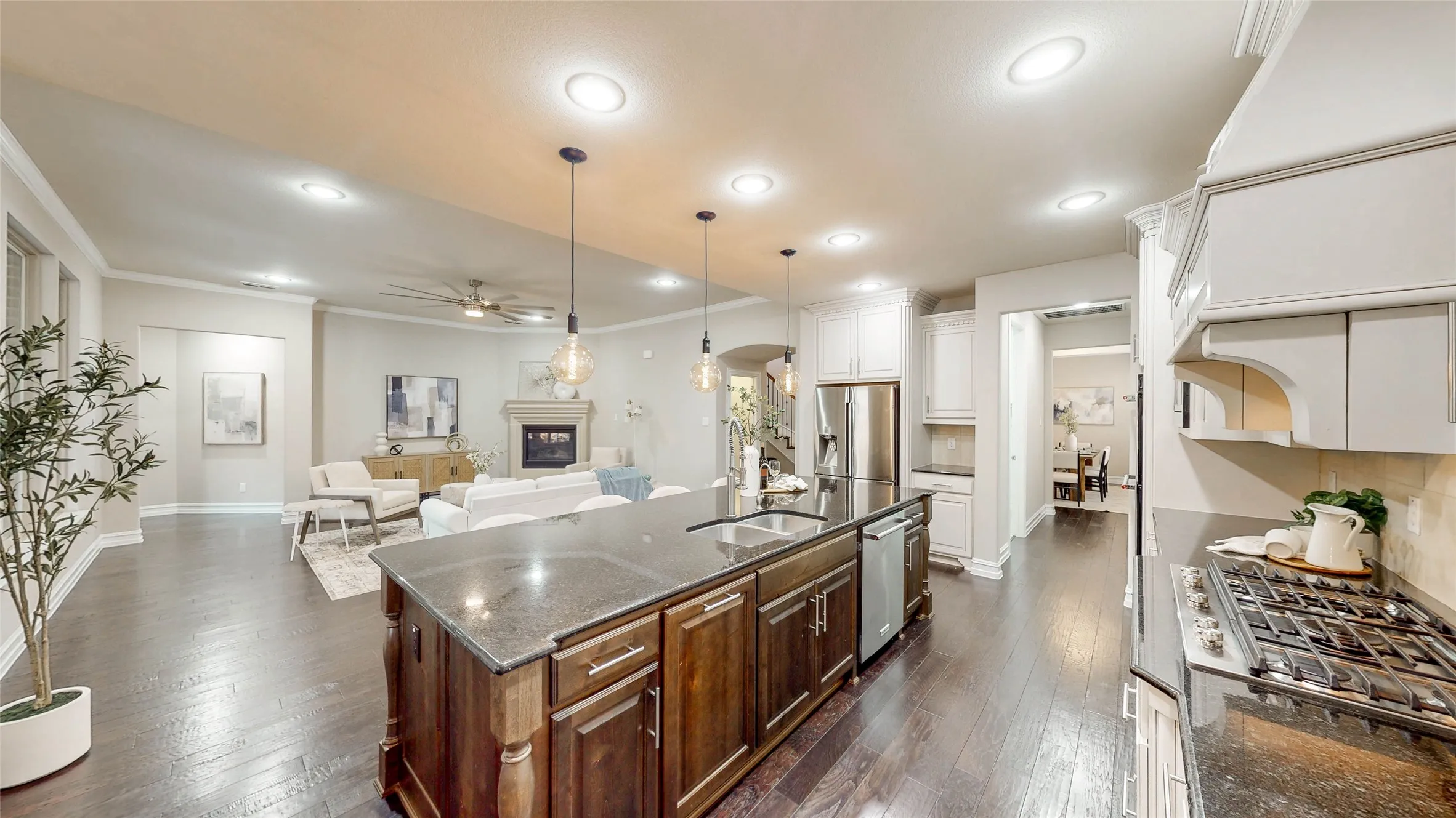 Single Family Residence For Sale in Denton County , 2883 Redfern Drive, Trophy Club, Texas 76262, 5 Bedroom, 5 Bathroom, 3 Garage spaces, 4,238 Sqft, built in 2015, mls#21394535, Real Estate Agent in Trophy Club, Homes For Sale in Denton county, Homes For Sale in Trophy Club, Realtor in Trophy Club Texas, Real Estate Brokerage Independent Realty Texas, Luminita Cordes Realtor