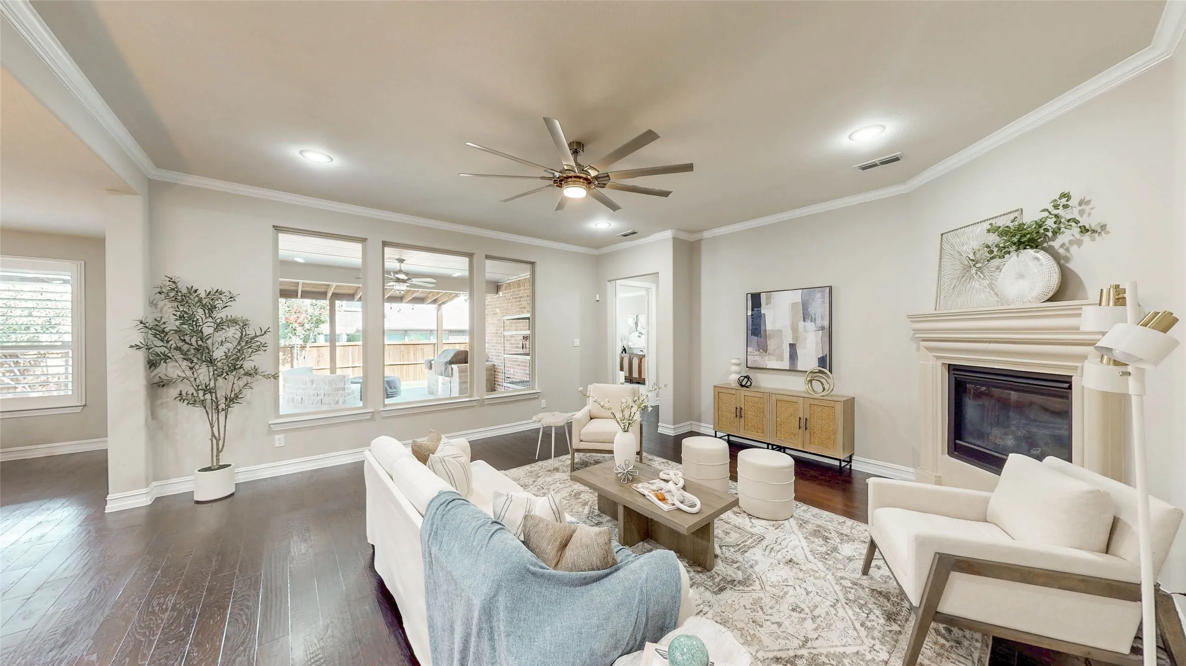 Single Family Residence For Sale in Denton County , 2883 Redfern Drive, Trophy Club, Texas 76262, 5 Bedroom, 5 Bathroom, 3 Garage spaces, 4,238 Sqft, built in 2015, mls#21394535, Real Estate Agent in Trophy Club, Homes For Sale in Denton county, Homes For Sale in Trophy Club, Realtor in Trophy Club Texas, Real Estate Brokerage Independent Realty Texas, Luminita Cordes Realtor