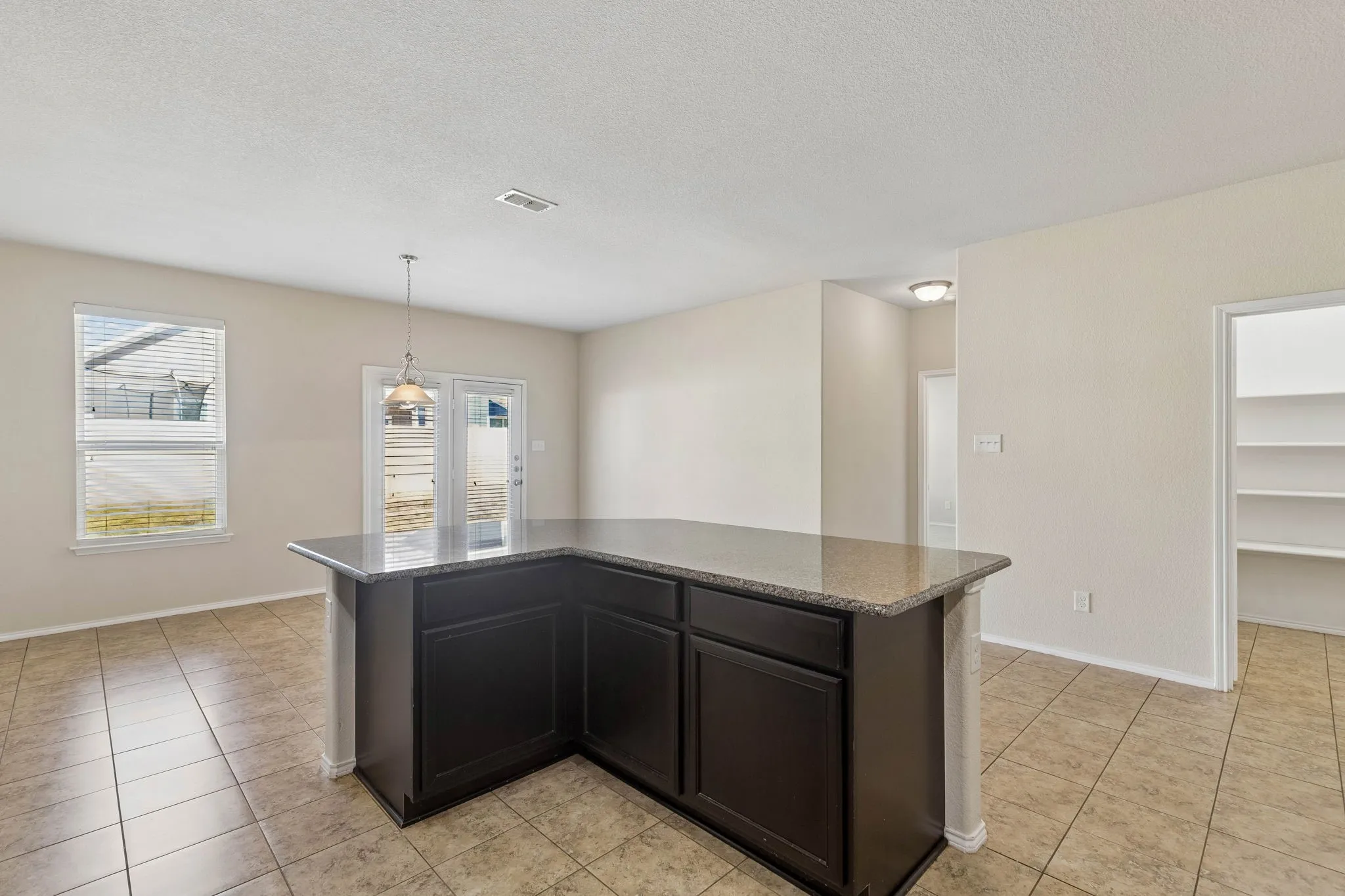 Single Family Residence For Sale in Denton County , 9021 Benevolent Court, Providence Village, Texas 76227, 3 Bedroom, 2 Bathroom, 2 Garage spaces, 2,131 Sqft, built in 2014, mls#21393831, Real Estate Agent in Providence Village, Homes For Sale in Denton county, Homes For Sale in Providence Village, Realtor in Providence Village Texas, Real Estate Brokerage Independent Realty Texas, Luminita Cordes Realtor