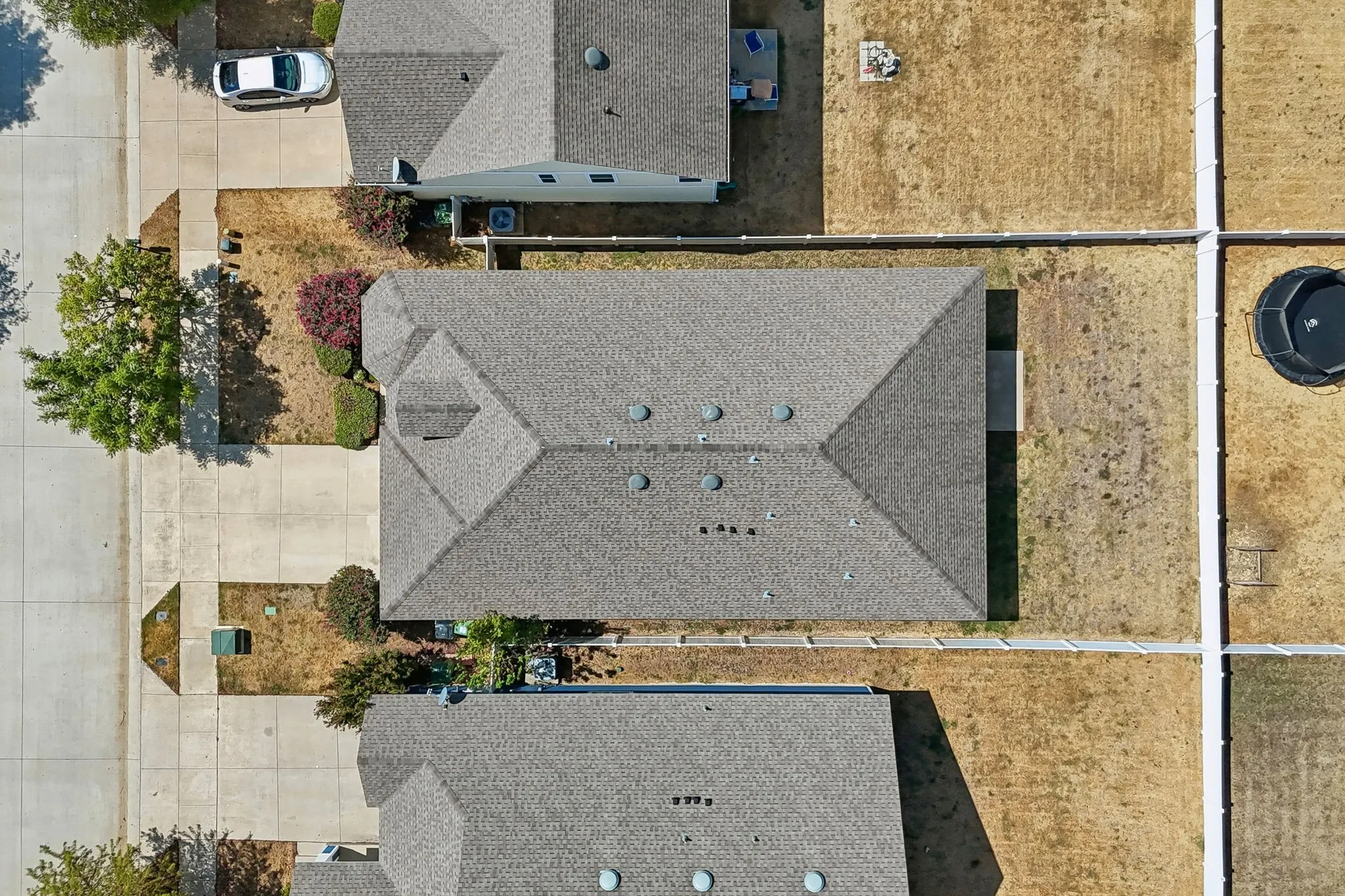 Single Family Residence For Sale in Denton County , 9021 Benevolent Court, Providence Village, Texas 76227, 3 Bedroom, 2 Bathroom, 2 Garage spaces, 2,131 Sqft, built in 2014, mls#21393831, Real Estate Agent in Providence Village, Homes For Sale in Denton county, Homes For Sale in Providence Village, Realtor in Providence Village Texas, Real Estate Brokerage Independent Realty Texas, Luminita Cordes Realtor