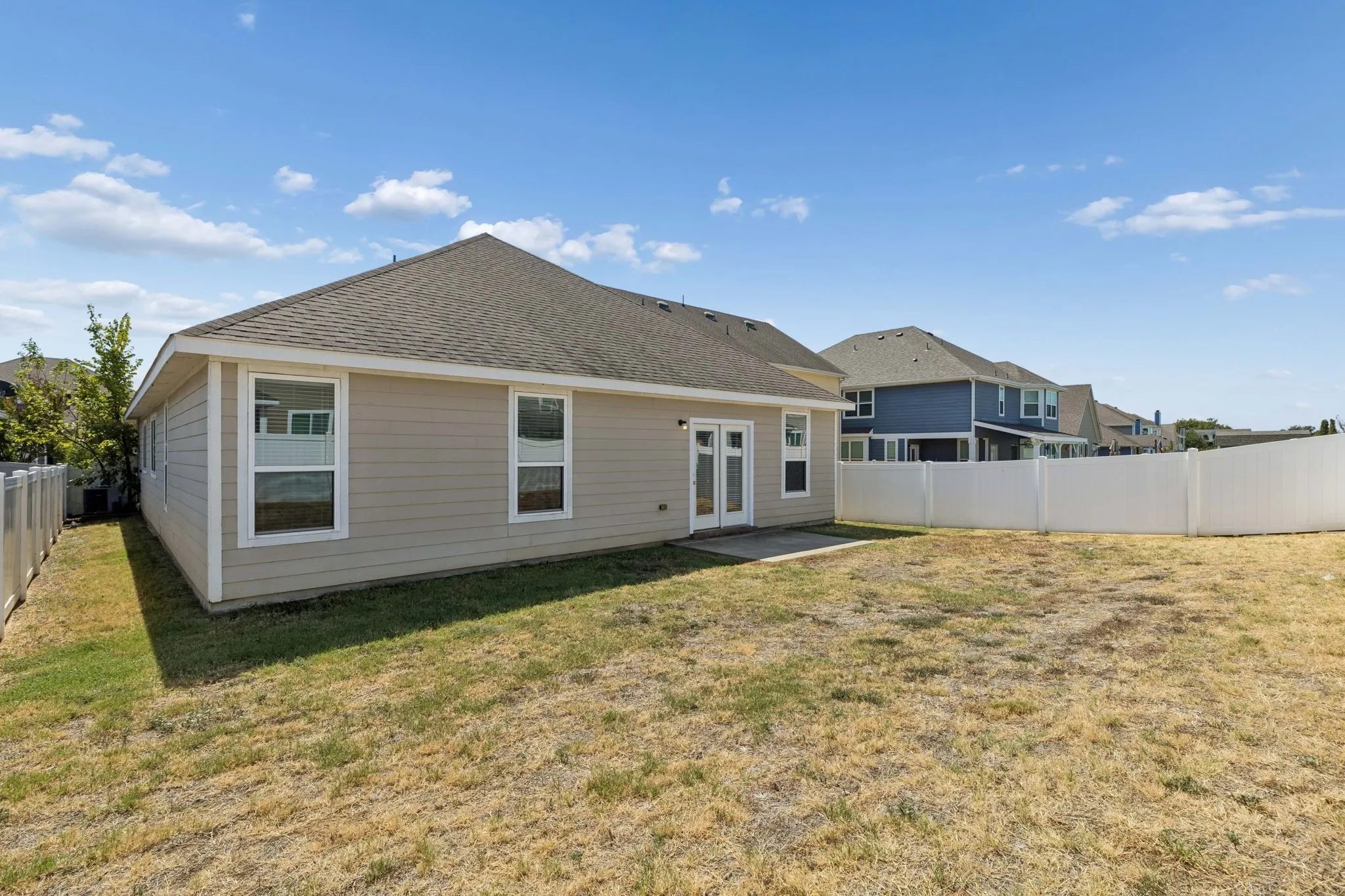 Single Family Residence For Sale in Denton County , 9021 Benevolent Court, Providence Village, Texas 76227, 3 Bedroom, 2 Bathroom, 2 Garage spaces, 2,131 Sqft, built in 2014, mls#21393831, Real Estate Agent in Providence Village, Homes For Sale in Denton county, Homes For Sale in Providence Village, Realtor in Providence Village Texas, Real Estate Brokerage Independent Realty Texas, Luminita Cordes Realtor