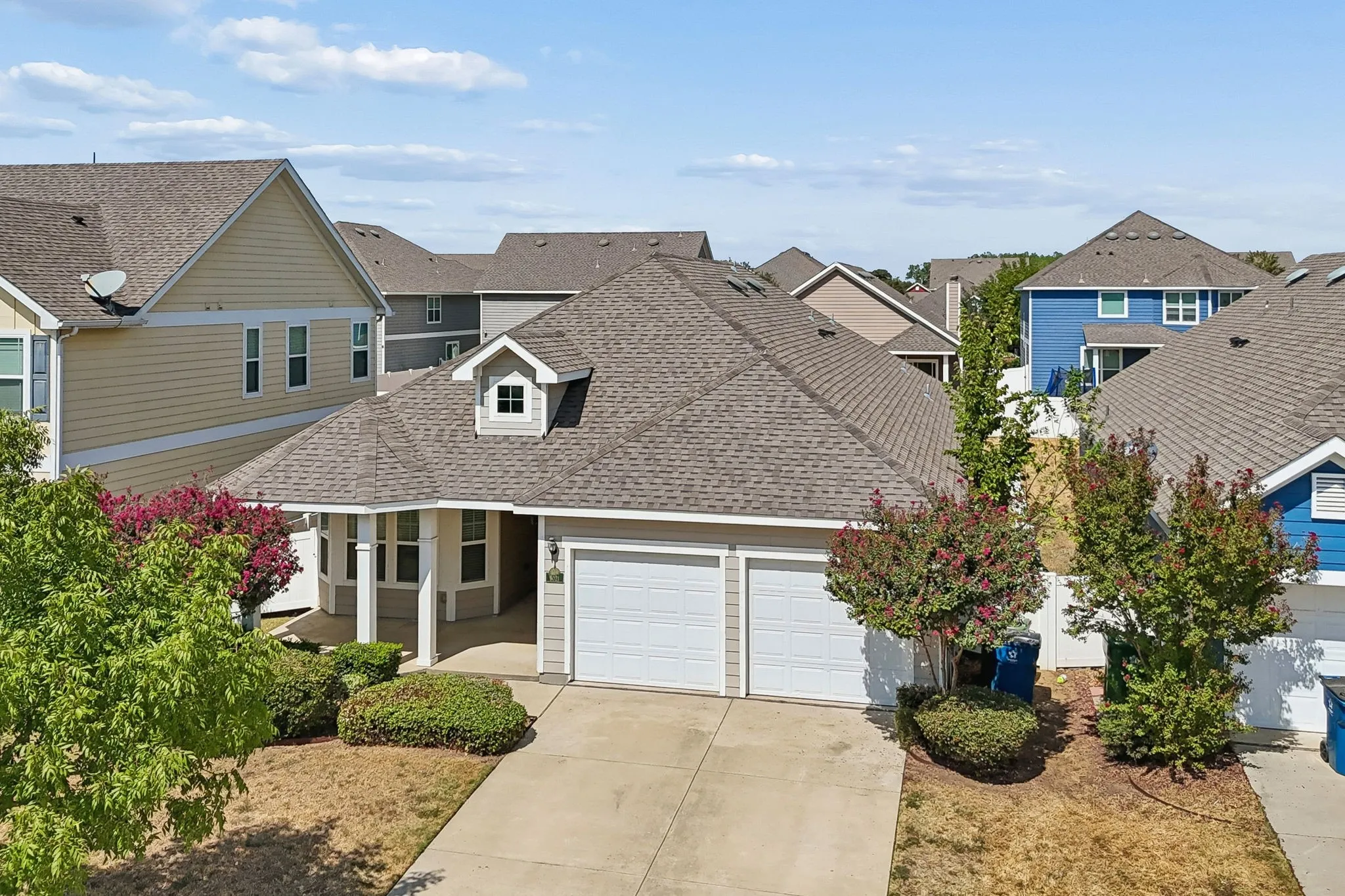 Single Family Residence For Sale in Denton County , 9021 Benevolent Court, Providence Village, Texas 76227, 3 Bedroom, 2 Bathroom, 2 Garage spaces, 2,131 Sqft, built in 2014, mls#21393831, Real Estate Agent in Providence Village, Homes For Sale in Denton county, Homes For Sale in Providence Village, Realtor in Providence Village Texas, Real Estate Brokerage Independent Realty Texas, Luminita Cordes Realtor