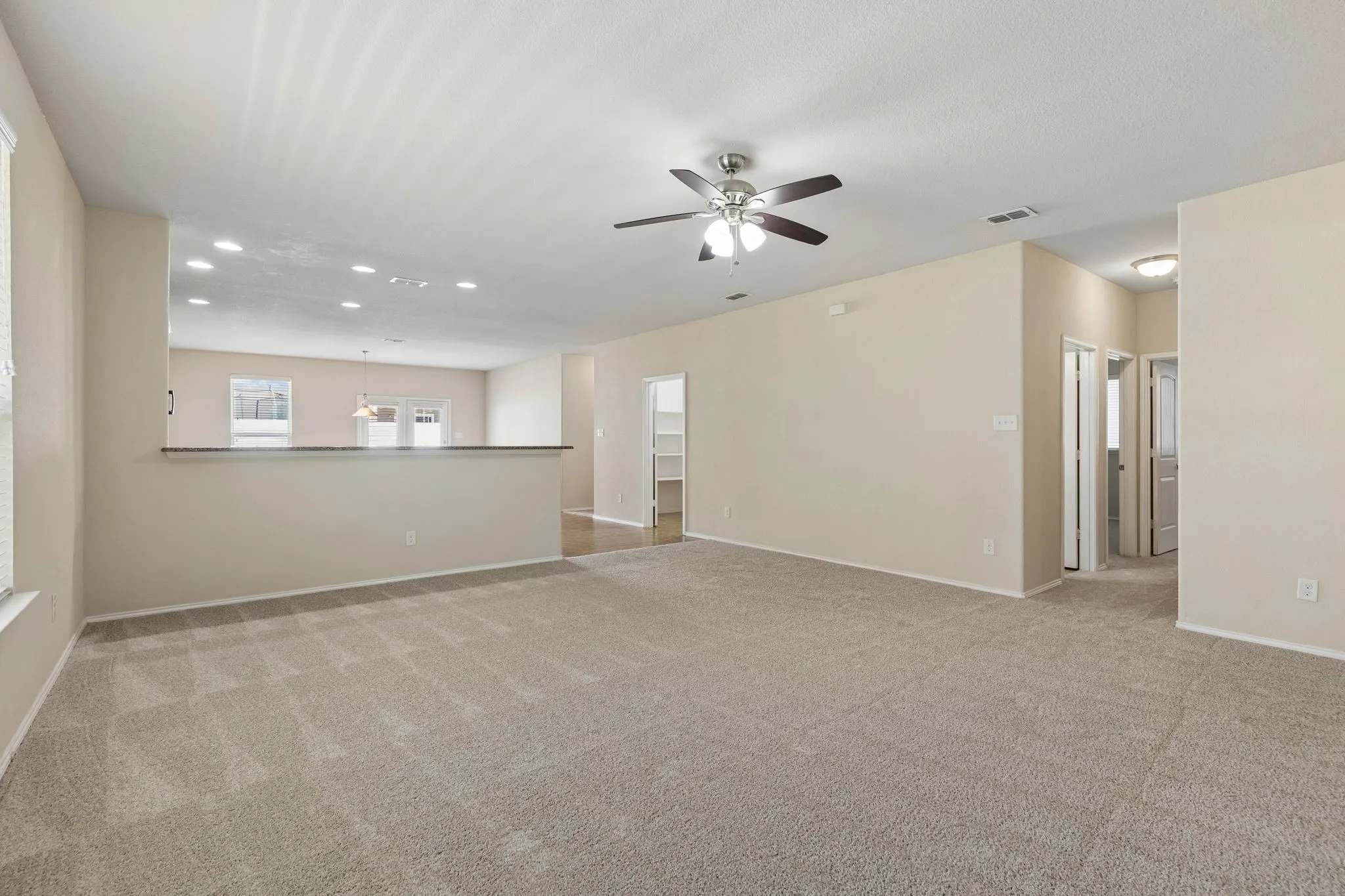 Single Family Residence For Sale in Denton County , 9021 Benevolent Court, Providence Village, Texas 76227, 3 Bedroom, 2 Bathroom, 2 Garage spaces, 2,131 Sqft, built in 2014, mls#21393831, Real Estate Agent in Providence Village, Homes For Sale in Denton county, Homes For Sale in Providence Village, Realtor in Providence Village Texas, Real Estate Brokerage Independent Realty Texas, Luminita Cordes Realtor