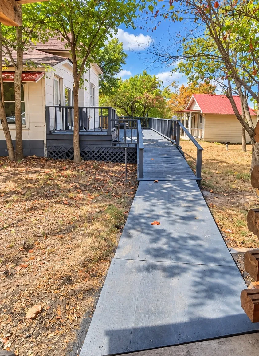 Single Family Residence For Sale in Hopkins County , 106 Whitworth Street, Sulphur Springs, Texas 75482, 4 Bedroom, 2 Bathroom, Garage spaces, 1,635 Sqft, built in 1940, mls#21394576, Real Estate Agent in Sulphur Springs, Homes For Sale in Hopkins county, Homes For Sale in Sulphur Springs, Realtor in Sulphur Springs Texas, Real Estate Brokerage Independent Realty Texas, Luminita Cordes Realtor
