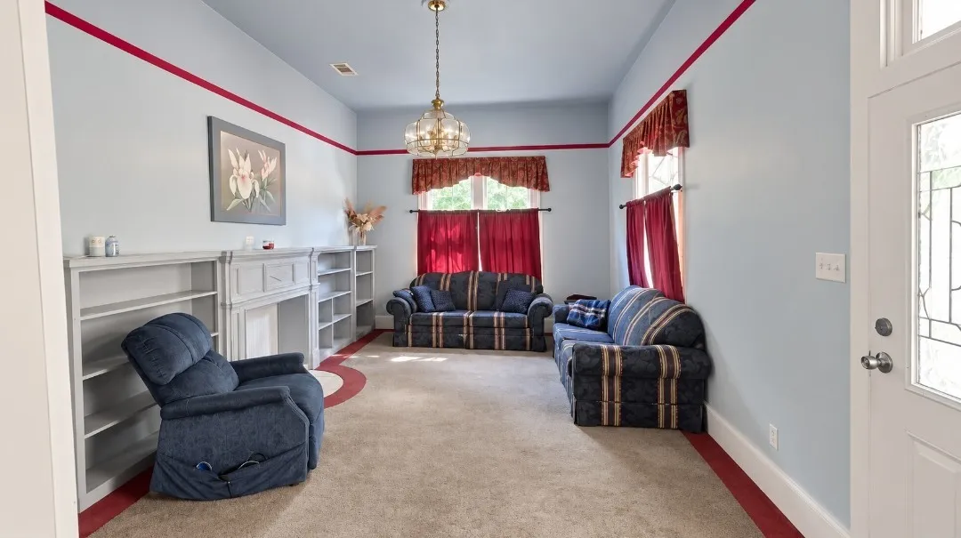 Single Family Residence For Sale in Hopkins County , 106 Whitworth Street, Sulphur Springs, Texas 75482, 4 Bedroom, 2 Bathroom, Garage spaces, 1,635 Sqft, built in 1940, mls#21394576, Real Estate Agent in Sulphur Springs, Homes For Sale in Hopkins county, Homes For Sale in Sulphur Springs, Realtor in Sulphur Springs Texas, Real Estate Brokerage Independent Realty Texas, Luminita Cordes Realtor