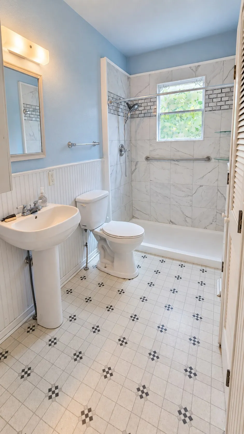 Single Family Residence For Sale in Hopkins County , 106 Whitworth Street, Sulphur Springs, Texas 75482, 4 Bedroom, 2 Bathroom, Garage spaces, 1,635 Sqft, built in 1940, mls#21394576, Real Estate Agent in Sulphur Springs, Homes For Sale in Hopkins county, Homes For Sale in Sulphur Springs, Realtor in Sulphur Springs Texas, Real Estate Brokerage Independent Realty Texas, Luminita Cordes Realtor