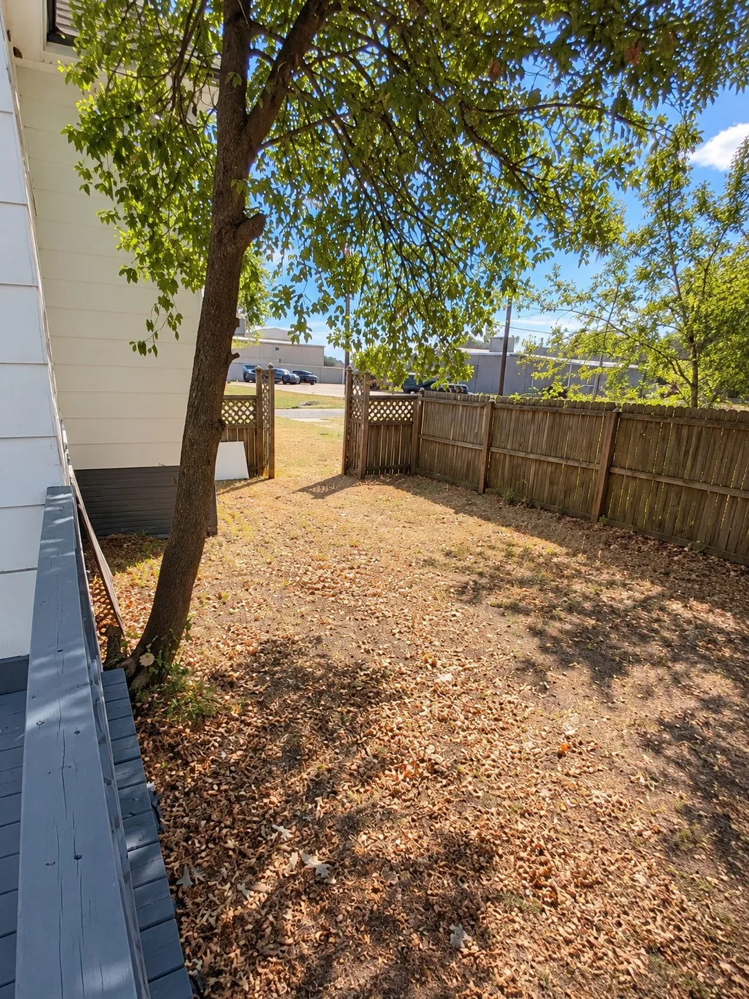 Single Family Residence For Sale in Hopkins County , 106 Whitworth Street, Sulphur Springs, Texas 75482, 4 Bedroom, 2 Bathroom, Garage spaces, 1,635 Sqft, built in 1940, mls#21394576, Real Estate Agent in Sulphur Springs, Homes For Sale in Hopkins county, Homes For Sale in Sulphur Springs, Realtor in Sulphur Springs Texas, Real Estate Brokerage Independent Realty Texas, Luminita Cordes Realtor