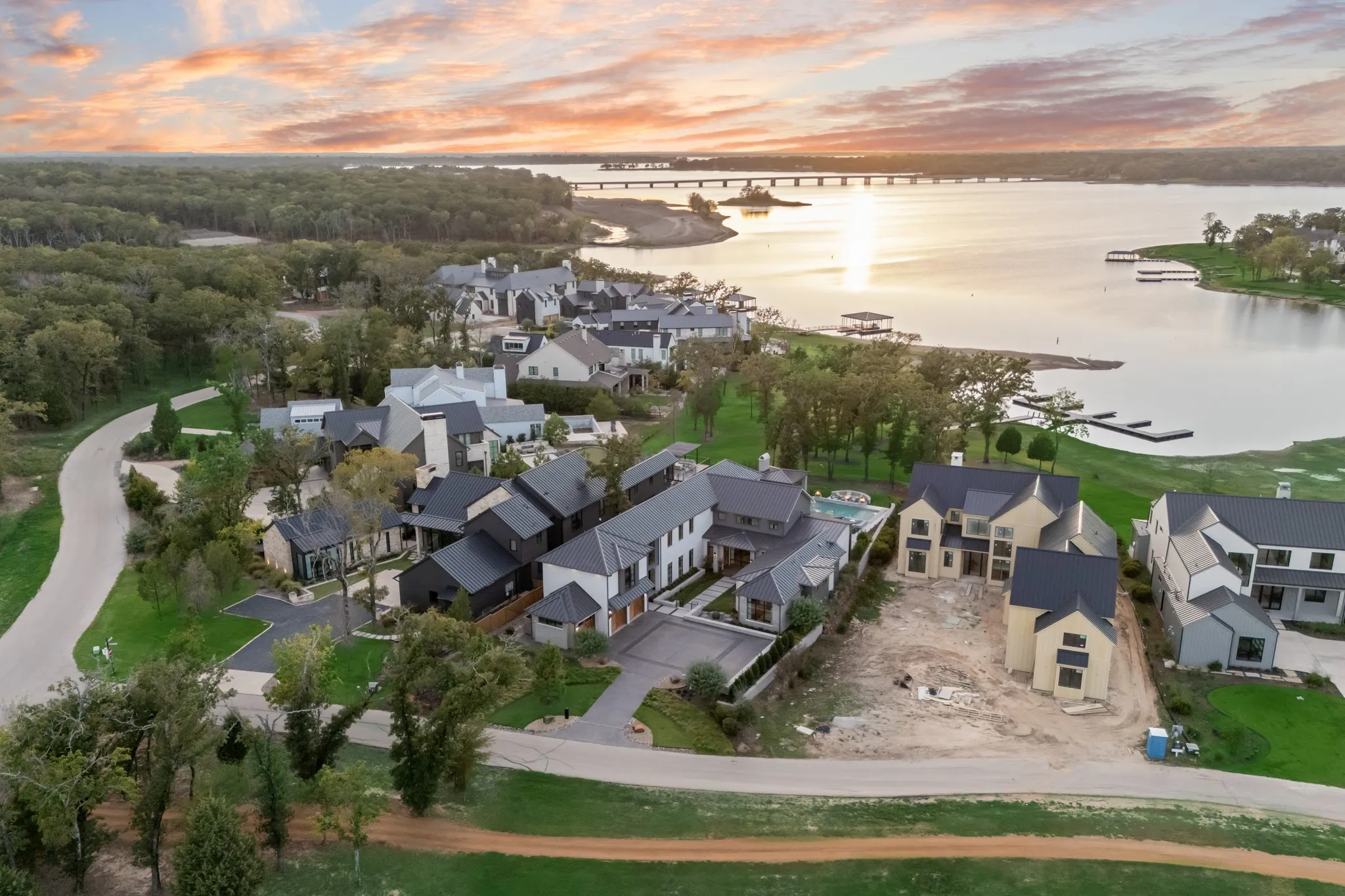 Single Family Residence For Sale in Henderson County , 12133 Lighthouse Lane W, Malakoff, Texas 75148, 6 Bedroom, 9 Bathroom, 3 Garage spaces, 6,482 Sqft, built in 2022, mls#21389307, Real Estate Agent in Malakoff, Homes For Sale in Henderson county, Homes For Sale in Malakoff, Realtor in Malakoff Texas, Real Estate Brokerage Independent Realty Texas, Luminita Cordes Realtor