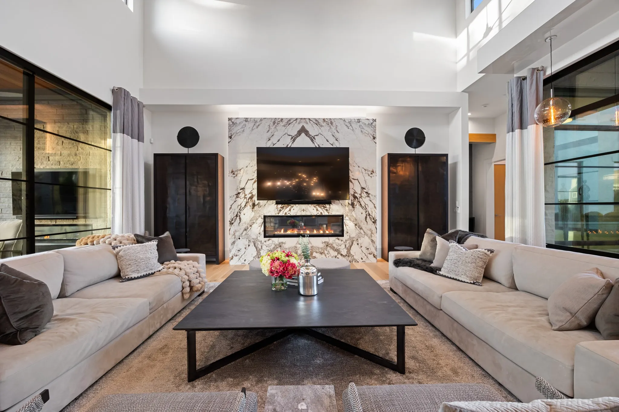 Single Family Residence For Sale in Henderson County , 12133 Lighthouse Lane W, Malakoff, Texas 75148, 6 Bedroom, 9 Bathroom, 3 Garage spaces, 6,482 Sqft, built in 2022, mls#21389307, Real Estate Agent in Malakoff, Homes For Sale in Henderson county, Homes For Sale in Malakoff, Realtor in Malakoff Texas, Real Estate Brokerage Independent Realty Texas, Luminita Cordes Realtor