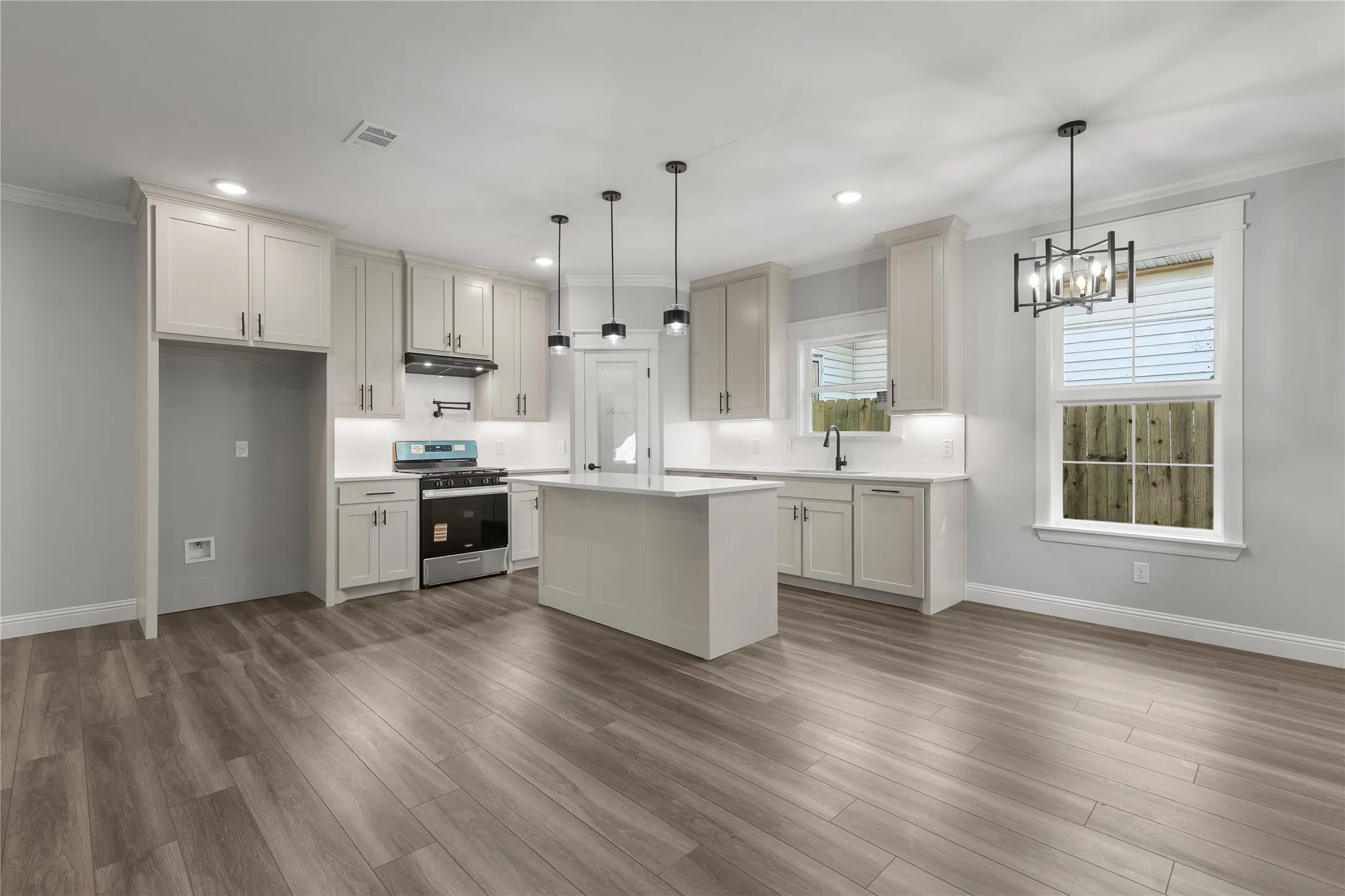 Single Family Residence For Sale in Wichita County , 1103 Monroe Street, Wichita Falls, Texas 76309, 3 Bedroom, 2 Bathroom, 2 Garage spaces, 1,594 Sqft, built in 2026, mls#21394587, Real Estate Agent in Wichita Falls, Homes For Sale in Wichita county, Homes For Sale in Wichita Falls, Realtor in Wichita Falls Texas, Real Estate Brokerage Independent Realty Texas, Luminita Cordes Realtor