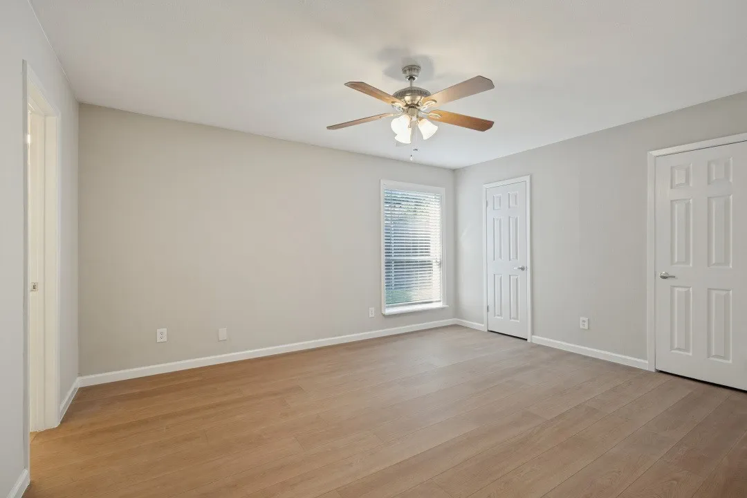 Single Family Residence For Sale in Dallas County , 1107 Elk Grove Drive, Richardson, Texas 75081, 3 Bedroom, 2 Bathroom, 2 Garage spaces, 1,427 Sqft, built in 1978, mls#21394589, Real Estate Agent in Richardson, Homes For Sale in Dallas county, Homes For Sale in Richardson, Realtor in Richardson Texas, Real Estate Brokerage Independent Realty Texas, Luminita Cordes Realtor