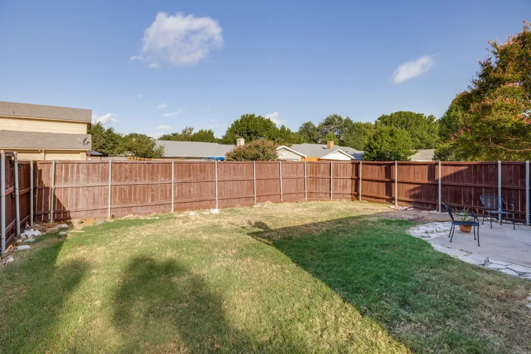 Single Family Residence For Sale in Dallas County , 1107 Elk Grove Drive, Richardson, Texas 75081, 3 Bedroom, 2 Bathroom, 2 Garage spaces, 1,427 Sqft, built in 1978, mls#21394589, Real Estate Agent in Richardson, Homes For Sale in Dallas county, Homes For Sale in Richardson, Realtor in Richardson Texas, Real Estate Brokerage Independent Realty Texas, Luminita Cordes Realtor