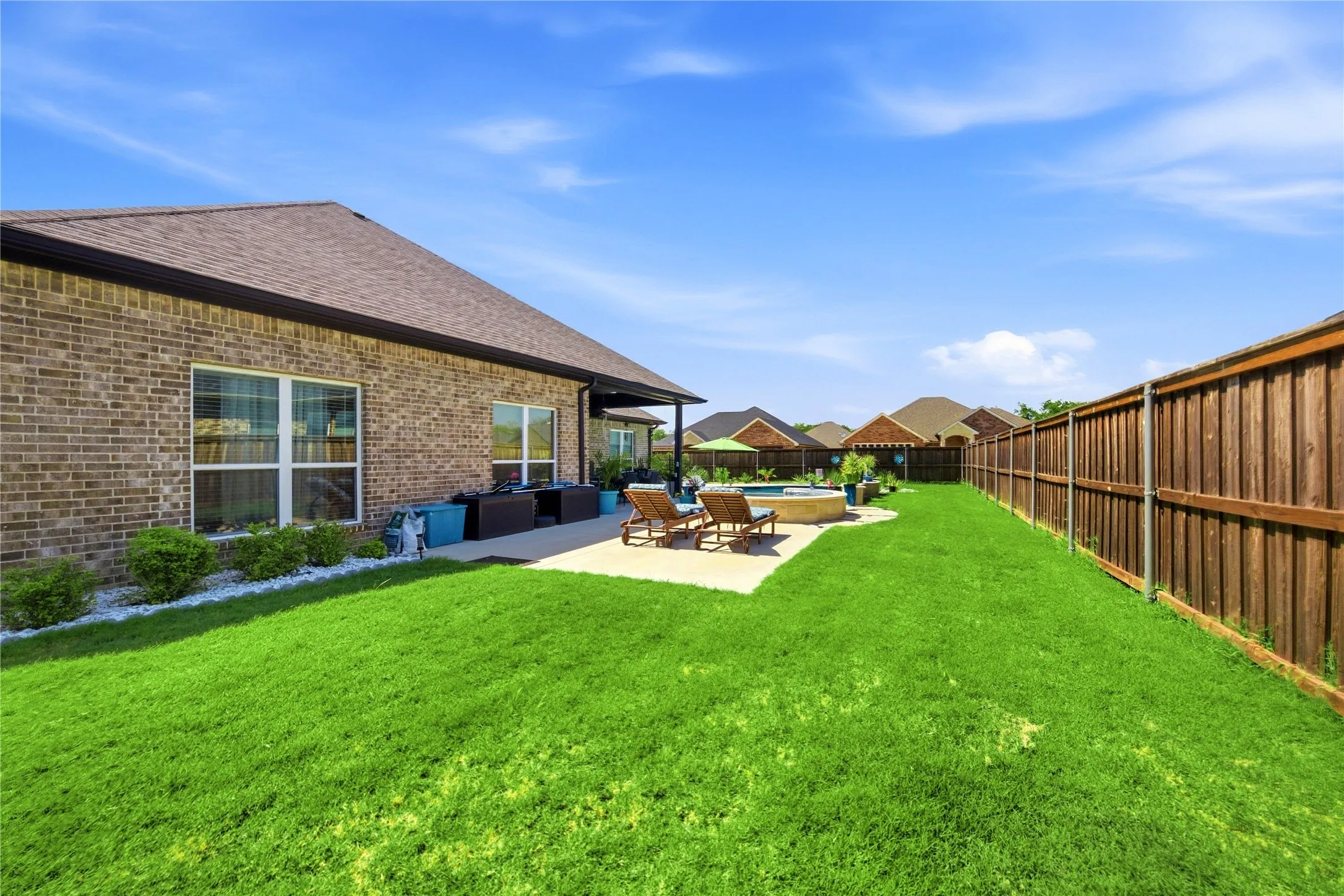 Single Family Residence For Sale in Kaufman County , 732 Coblestone Circle, Mabank, Texas 75147, 4 Bedroom, 2 Bathroom, 2 Garage spaces, 1,925 Sqft, built in 2022, mls#21393268, Real Estate Agent in Mabank, Homes For Sale in Kaufman county, Homes For Sale in Mabank, Realtor in Mabank Texas, Real Estate Brokerage Independent Realty Texas, Luminita Cordes Realtor