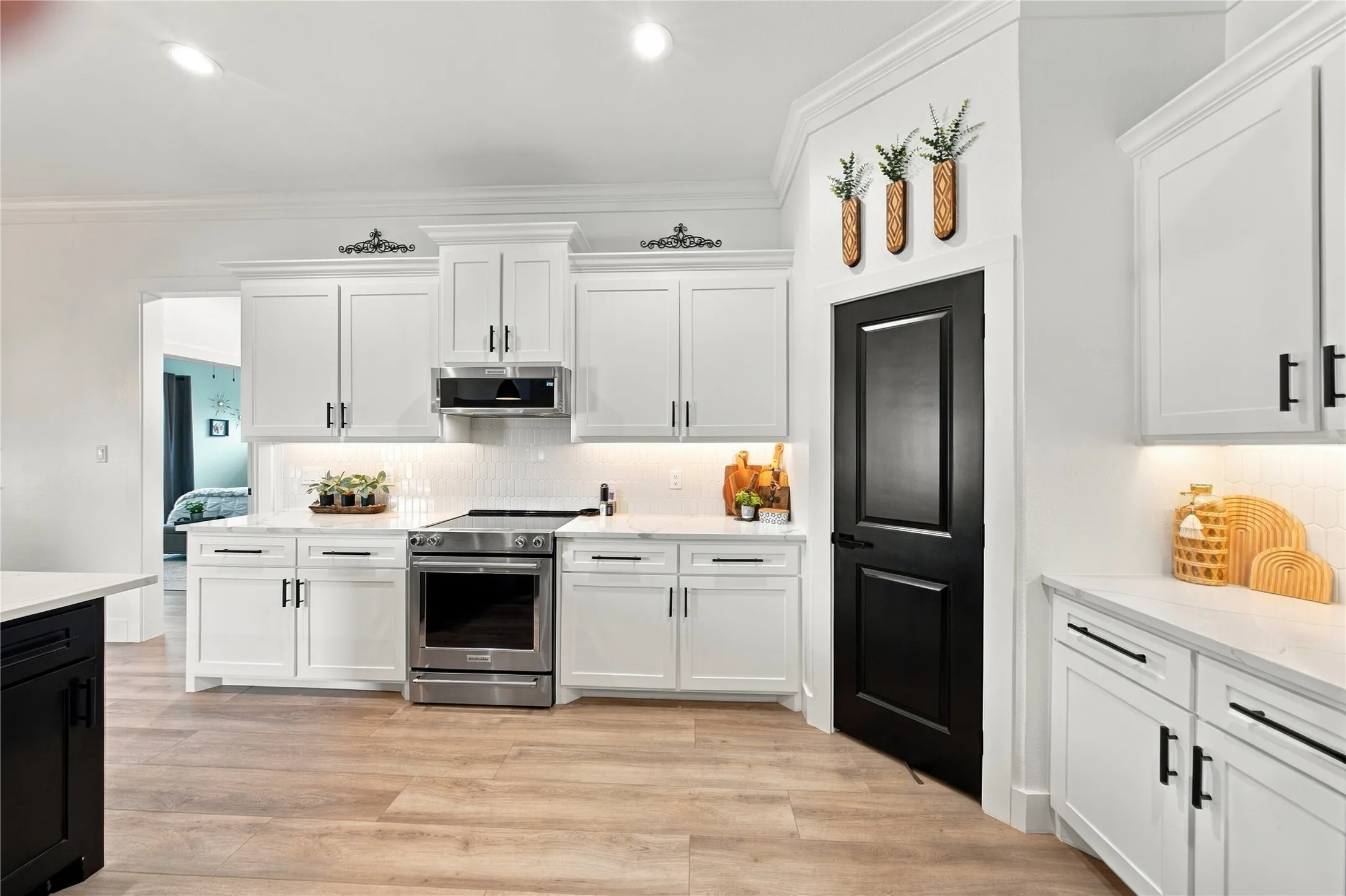 Single Family Residence For Sale in Kaufman County , 732 Coblestone Circle, Mabank, Texas 75147, 4 Bedroom, 2 Bathroom, 2 Garage spaces, 1,925 Sqft, built in 2022, mls#21393268, Real Estate Agent in Mabank, Homes For Sale in Kaufman county, Homes For Sale in Mabank, Realtor in Mabank Texas, Real Estate Brokerage Independent Realty Texas, Luminita Cordes Realtor