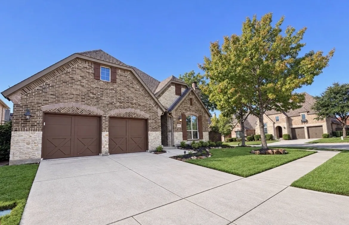 Single Family Residence For Sale in Denton County , 3000 Dunverny, The Colony, Texas 75056, 3 Bedroom, 2 Bathroom, 2 Garage spaces, 2,213 Sqft, built in 2012, mls#21394567, Real Estate Agent in The Colony, Homes For Sale in Denton county, Homes For Sale in The Colony, Realtor in The Colony Texas, Real Estate Brokerage Independent Realty Texas, Luminita Cordes Realtor