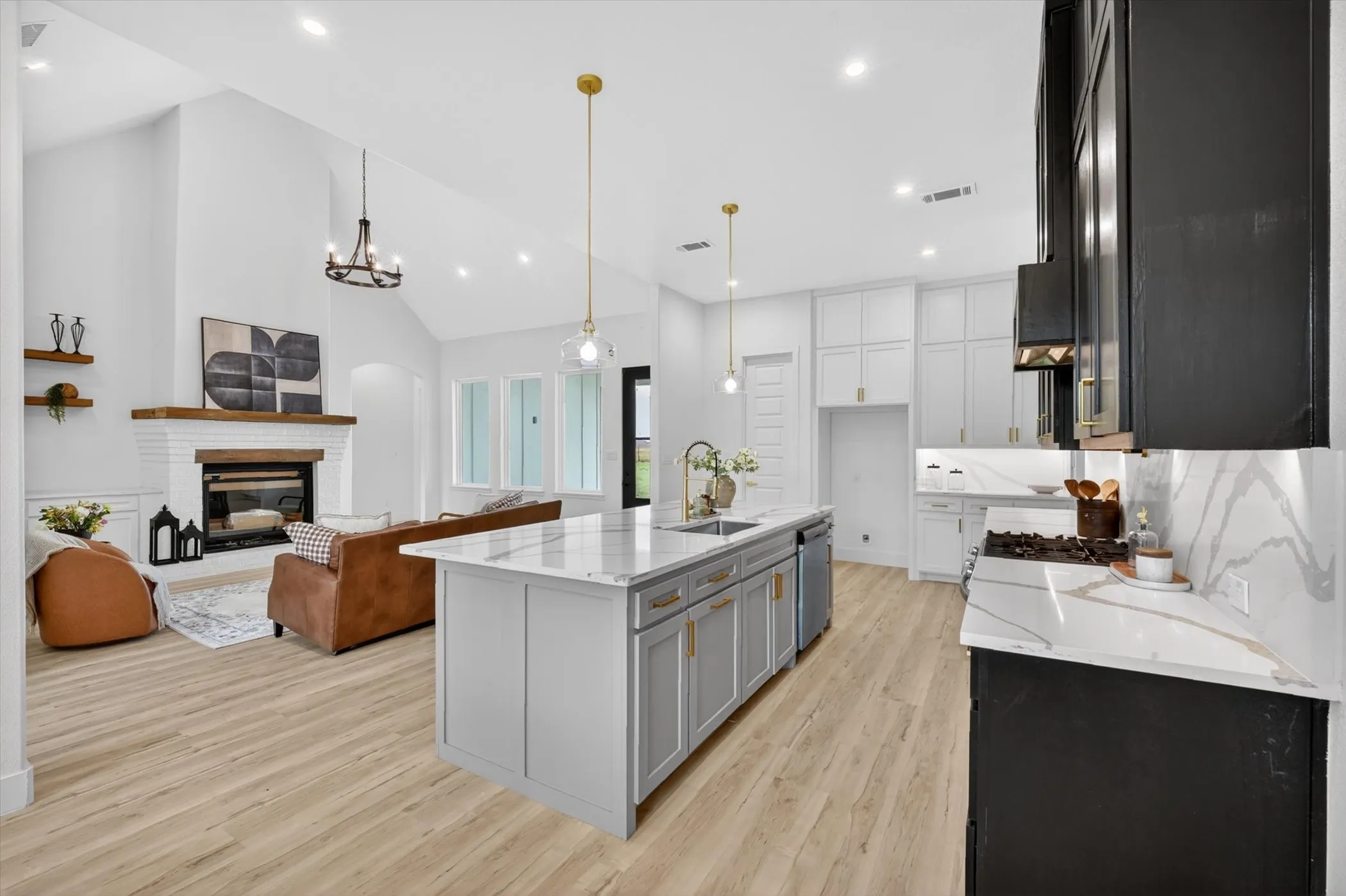 Single Family Residence For Sale in Hunt County , 4318 County Road 1088, Celeste, Texas 75423, 4 Bedroom, 3 Bathroom, 2 Garage spaces, 2,200 Sqft, built in 2026, mls#21394563, Real Estate Agent in Celeste, Homes For Sale in Hunt county, Homes For Sale in Celeste, Realtor in Celeste Texas, Real Estate Brokerage Independent Realty Texas, Luminita Cordes Realtor