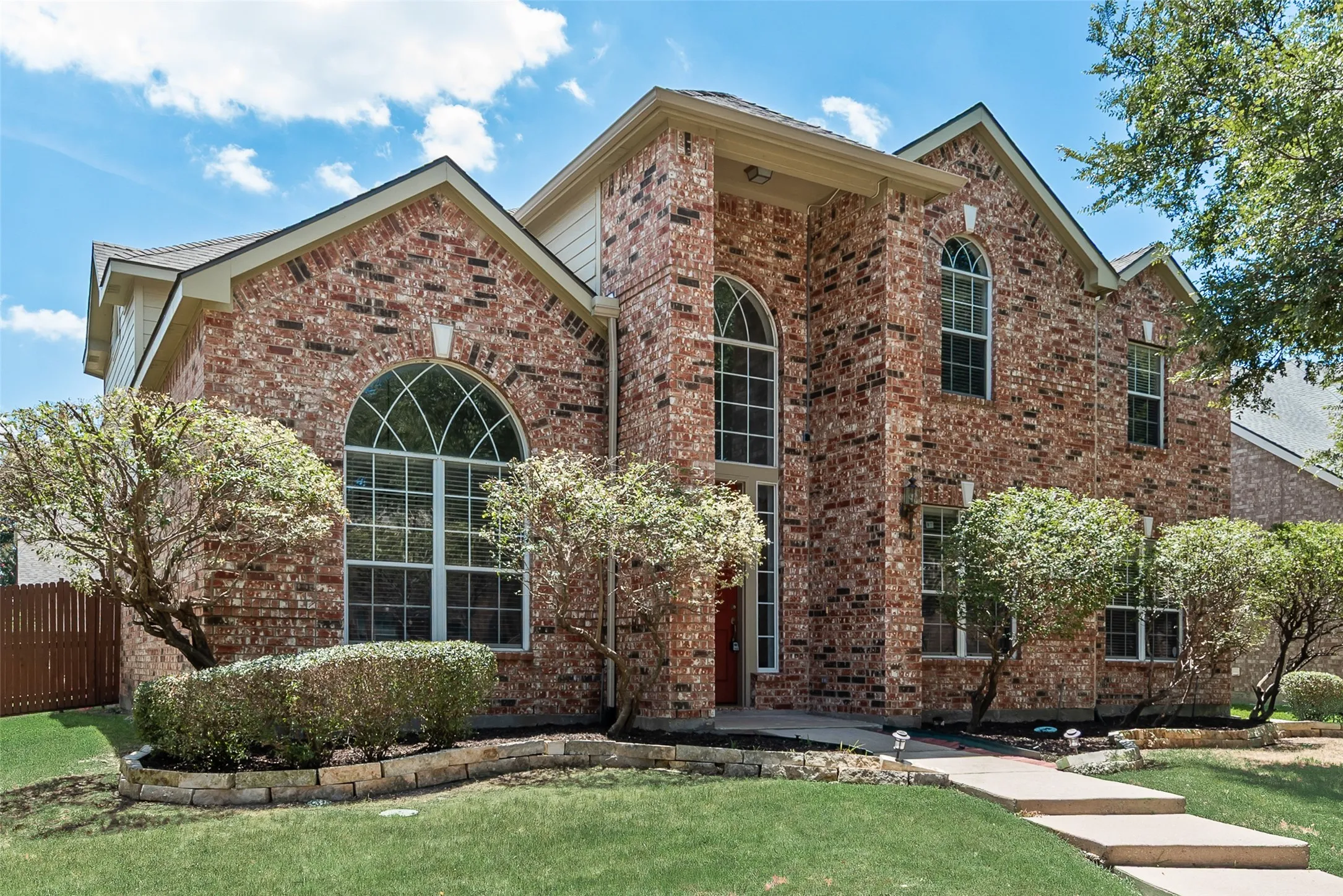 Single Family Residence For Rent in Collin County , 3612 Bonita Drive, Plano, Texas 75025, 4 Bedroom, 3 Bathroom, 2 Garage spaces, 3,054 Sqft, built in 2001, mls#21394603, Real Estate Agent in Plano, Homes For Rent in Collin county, Homes For Rent in Plano, Realtor in Plano Texas, Real Estate Brokerage Independent Realty Texas, Luminita Cordes Realtor