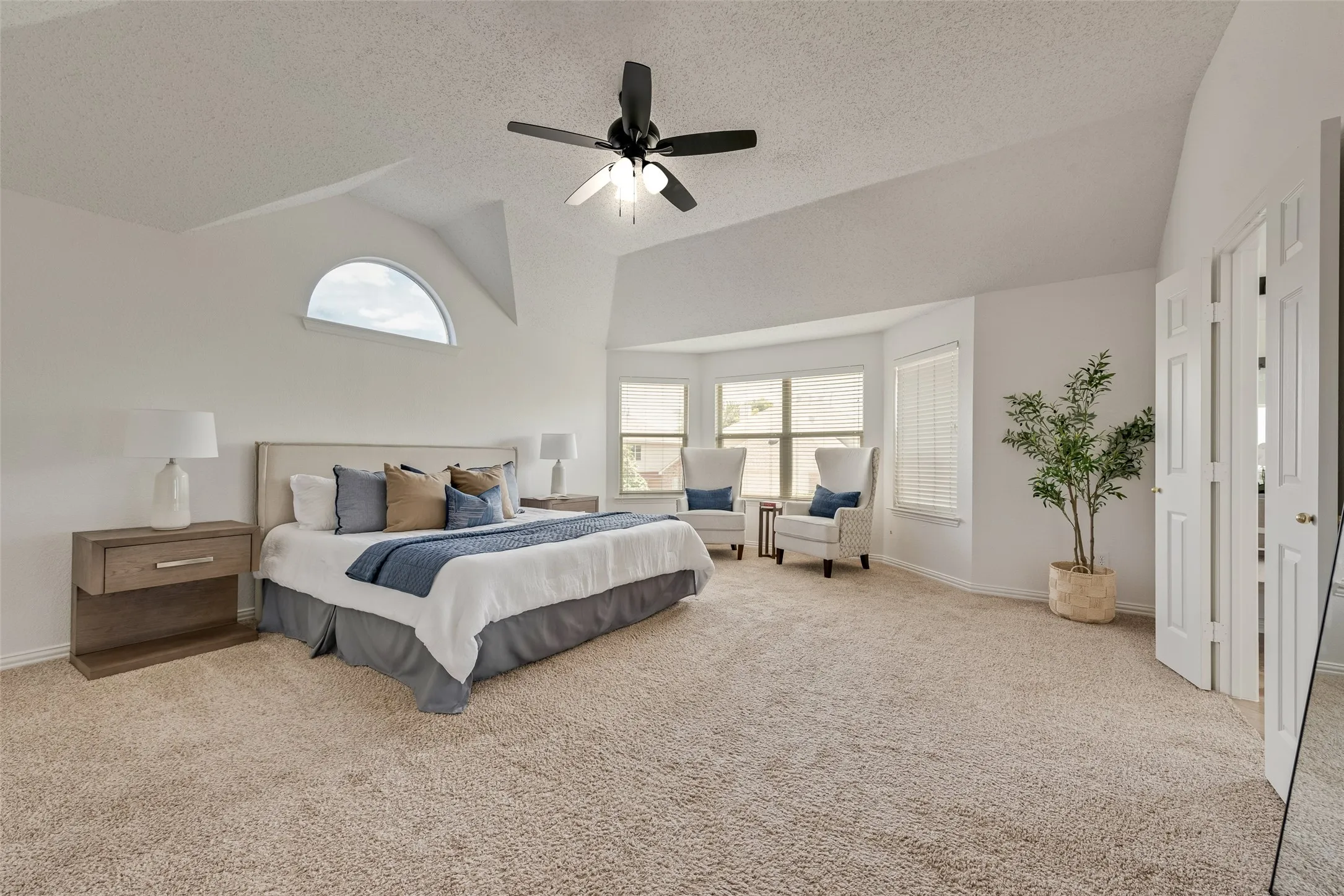Single Family Residence For Rent in Collin County , 3612 Bonita Drive, Plano, Texas 75025, 4 Bedroom, 3 Bathroom, 2 Garage spaces, 3,054 Sqft, built in 2001, mls#21394603, Real Estate Agent in Plano, Homes For Rent in Collin county, Homes For Rent in Plano, Realtor in Plano Texas, Real Estate Brokerage Independent Realty Texas, Luminita Cordes Realtor