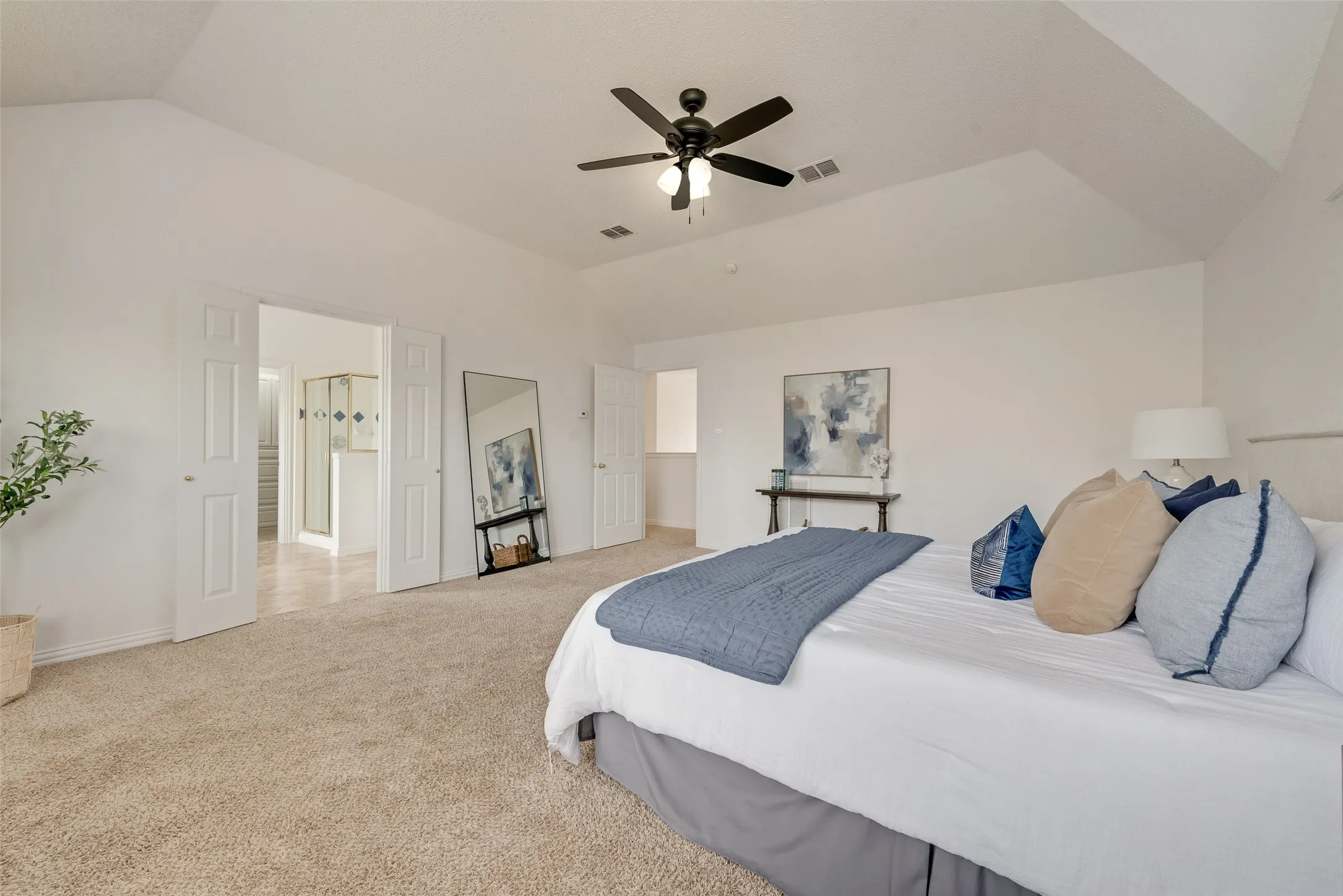 Single Family Residence For Rent in Collin County , 3612 Bonita Drive, Plano, Texas 75025, 4 Bedroom, 3 Bathroom, 2 Garage spaces, 3,054 Sqft, built in 2001, mls#21394603, Real Estate Agent in Plano, Homes For Rent in Collin county, Homes For Rent in Plano, Realtor in Plano Texas, Real Estate Brokerage Independent Realty Texas, Luminita Cordes Realtor