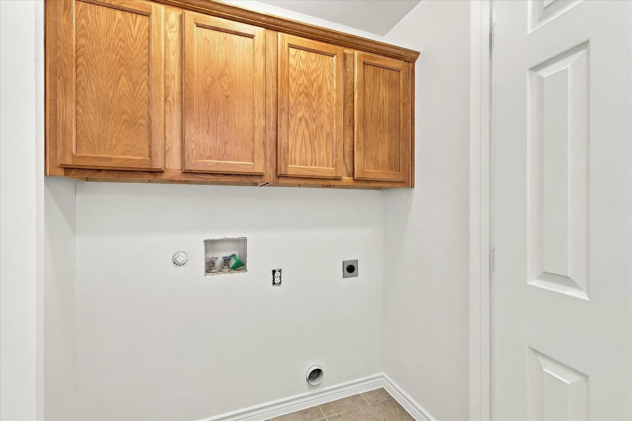 Single Family Residence For Rent in Grayson County , 1614 S Montgomery Street, Sherman, Texas 75090, 3 Bedroom, 2 Bathroom, Garage spaces, 1,148 Sqft, built in 2008, mls#21392190, Real Estate Agent in Sherman, Homes For Rent in Grayson county, Homes For Rent in Sherman, Realtor in Sherman Texas, Real Estate Brokerage Independent Realty Texas, Luminita Cordes Realtor