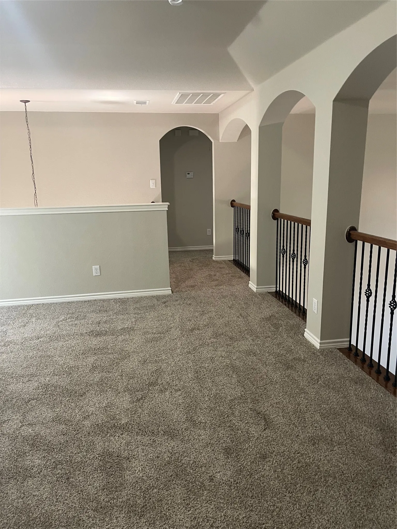 Single Family Residence For Rent in Tarrant County , 2740 Eastland Drive, Grand Prairie, Texas 75052, 5 Bedroom, 4 Bathroom, 2 Garage spaces, 3,855 Sqft, built in 2007, mls#21394116, Real Estate Agent in Grand Prairie, Homes For Rent in Tarrant county, Homes For Rent in Grand Prairie, Realtor in Grand Prairie Texas, Real Estate Brokerage Independent Realty Texas, Luminita Cordes Realtor
