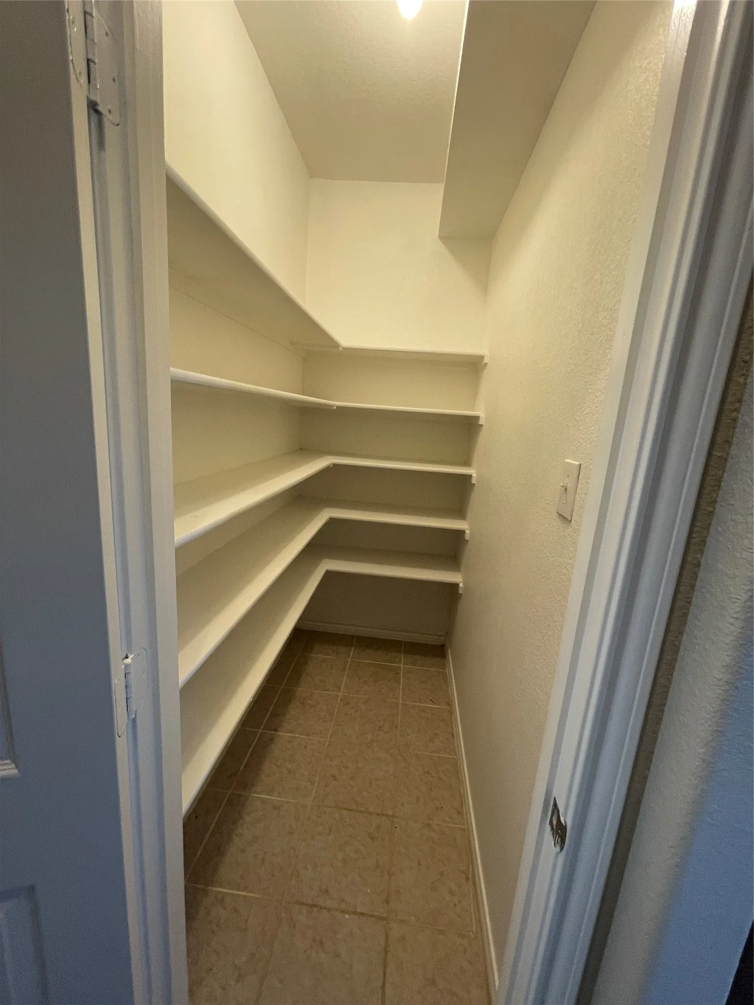 Single Family Residence For Rent in Tarrant County , 2740 Eastland Drive, Grand Prairie, Texas 75052, 5 Bedroom, 4 Bathroom, 2 Garage spaces, 3,855 Sqft, built in 2007, mls#21394116, Real Estate Agent in Grand Prairie, Homes For Rent in Tarrant county, Homes For Rent in Grand Prairie, Realtor in Grand Prairie Texas, Real Estate Brokerage Independent Realty Texas, Luminita Cordes Realtor