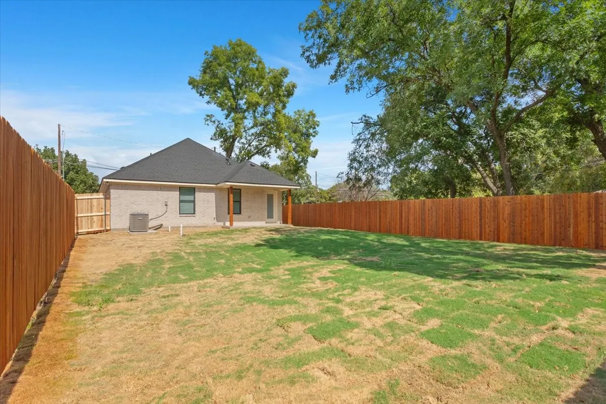 Single Family Residence For Sale in Mc Lennan County , 1105 Forrest Street, Waco, Texas 76704, 3 Bedroom, 2 Bathroom, Garage spaces, 1,448 Sqft, built in 2026, mls#21394388, Real Estate Agent in Waco, Homes For Sale in Mc Lennan county, Homes For Sale in Waco, Realtor in Waco Texas, Real Estate Brokerage Independent Realty Texas, Luminita Cordes Realtor